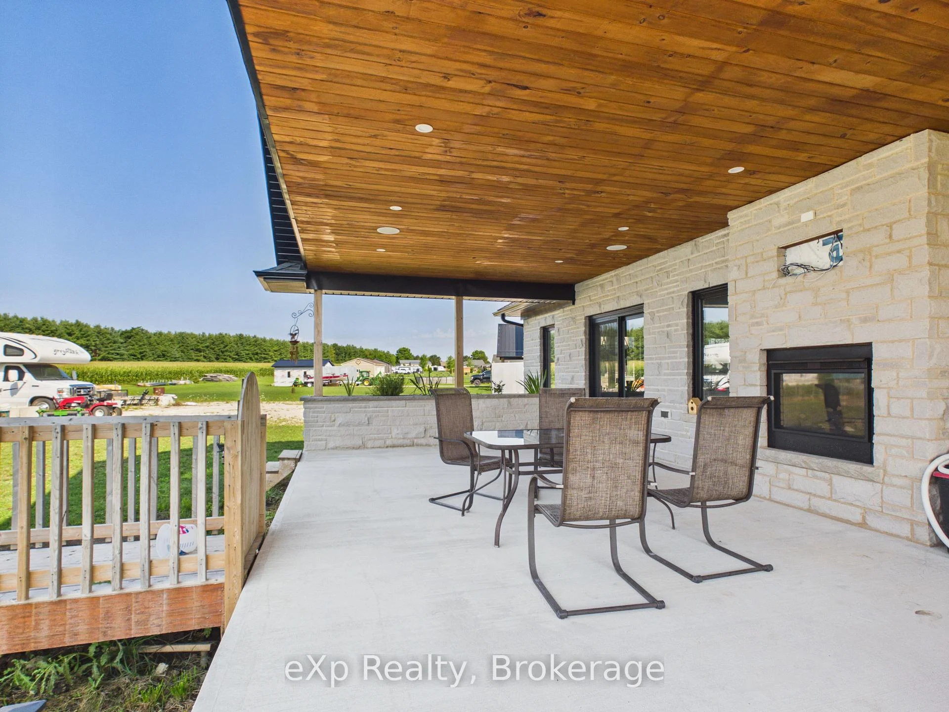 Photo 38 of 7 Weiss Drive, South Bruce — HOMEH