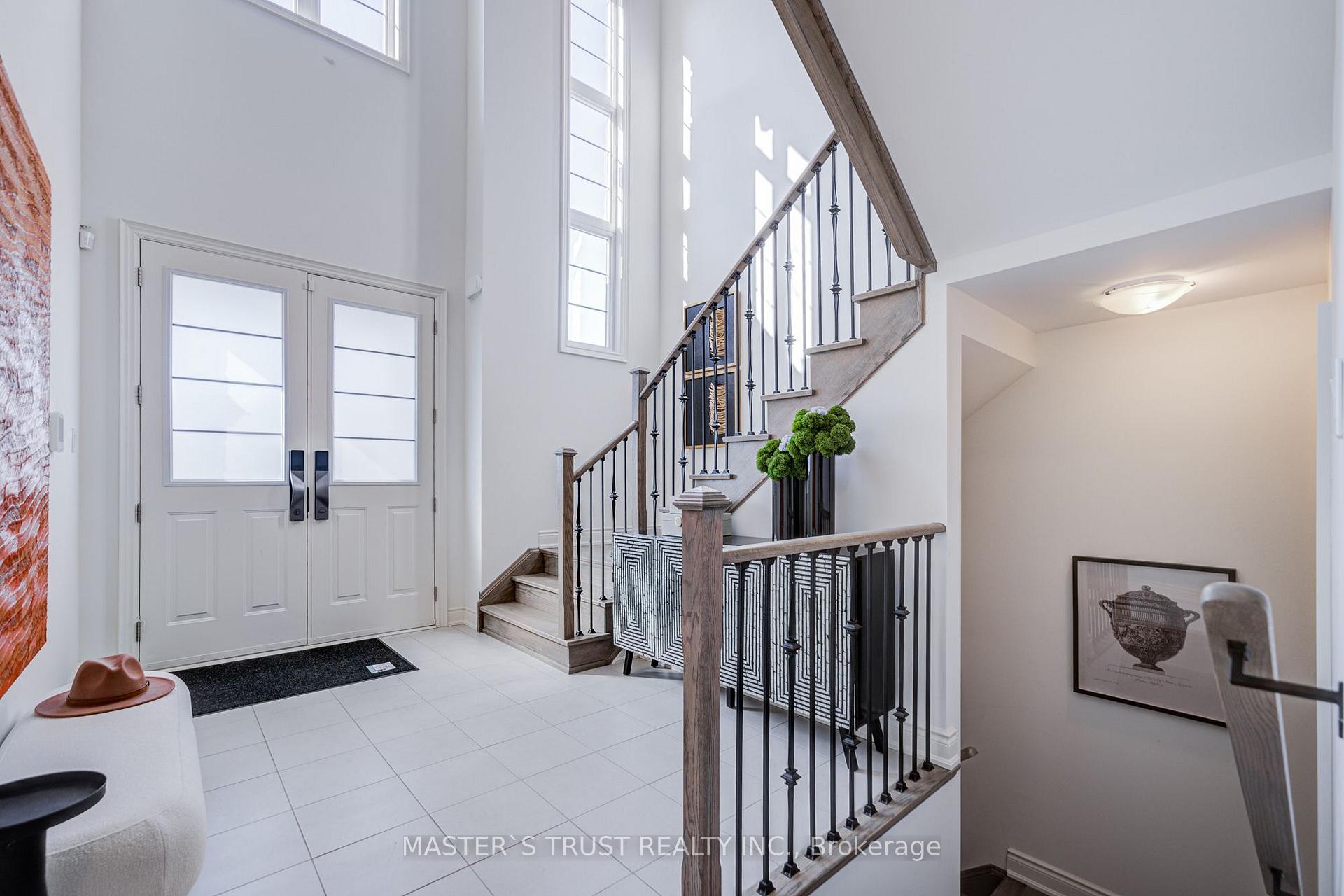 Photo 2 of 155 Prairie Rose Drive, Richmond Hill, Rural Richmond Hill — HOMEH