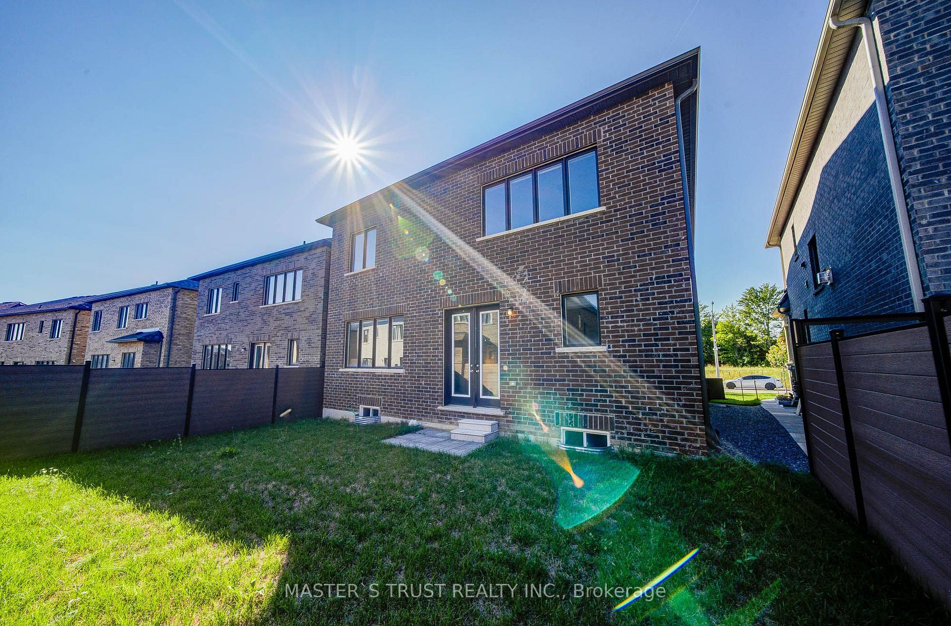 Photo 39 of 155 Prairie Rose Drive, Richmond Hill, Rural Richmond Hill — HOMEH