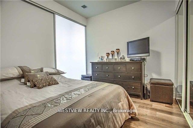 Photo 13 of Unit 2003, 16 Brookers Lane, Etobicoke, Mimico — HOMEH