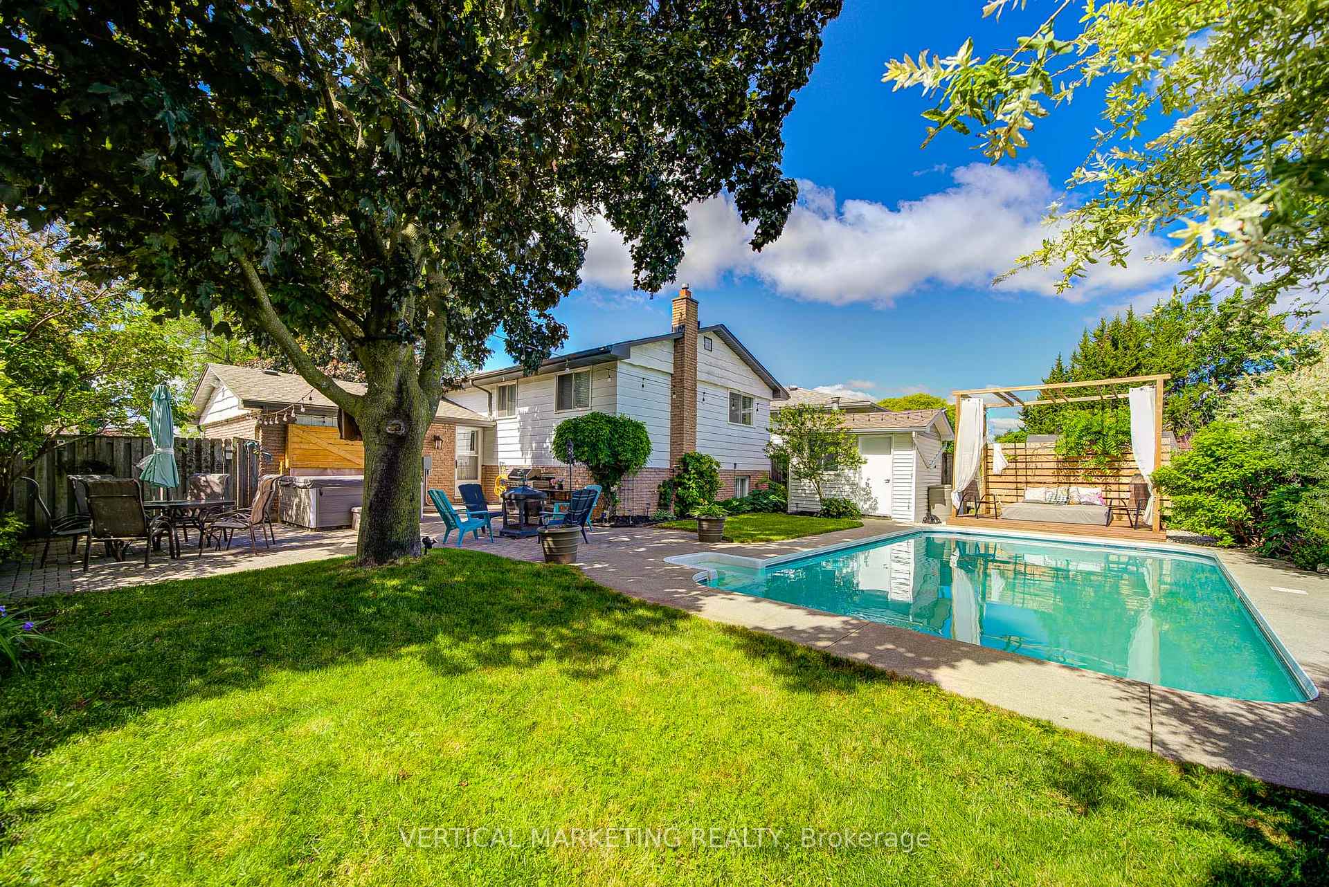 Photo of 10 Crabapple Court