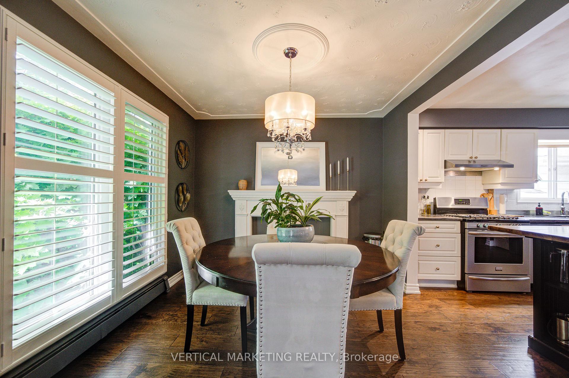 Photo 9 of 10 Crabapple Court, Brantford, Fairview - Brantford — HOMEH