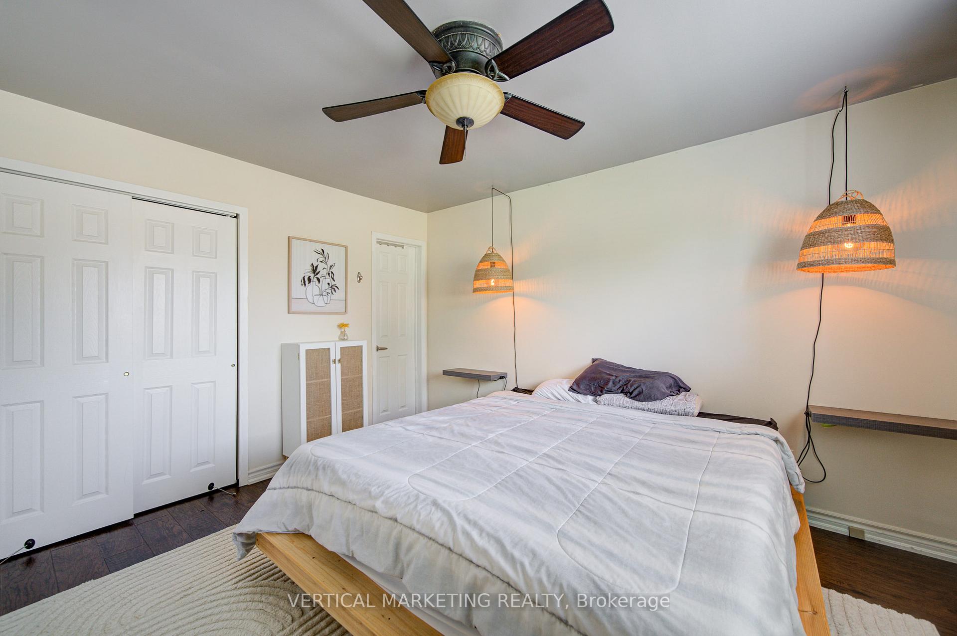 Photo 28 of 10 Crabapple Court, Brantford, Fairview - Brantford — HOMEH