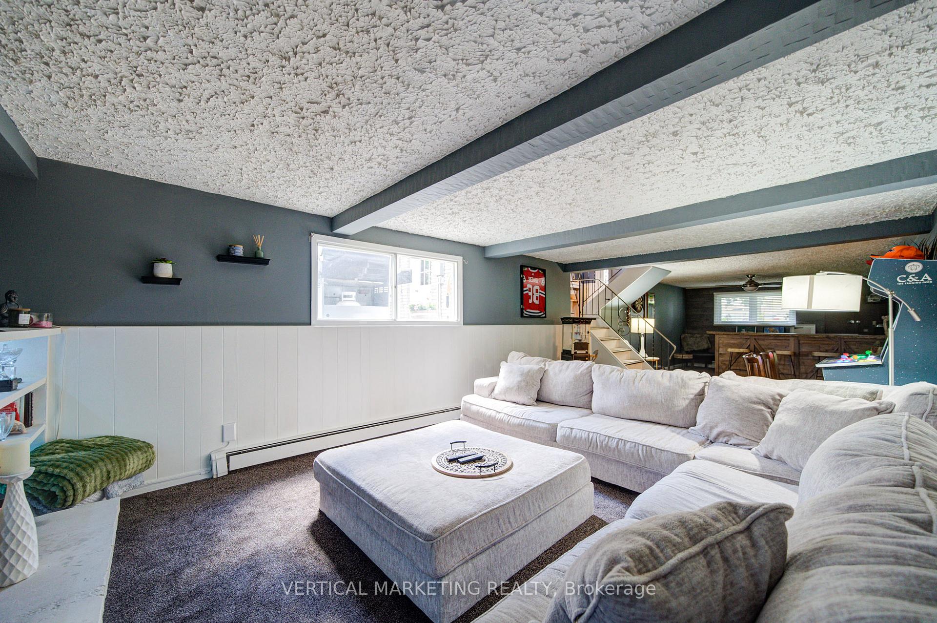 Photo 39 of 10 Crabapple Court, Brantford, Fairview - Brantford — HOMEH