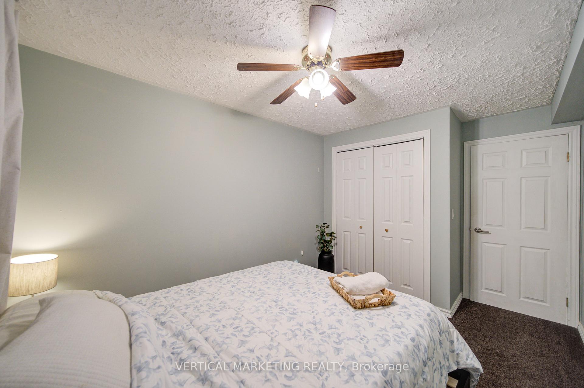 Photo 41 of 10 Crabapple Court, Brantford, Fairview - Brantford — HOMEH
