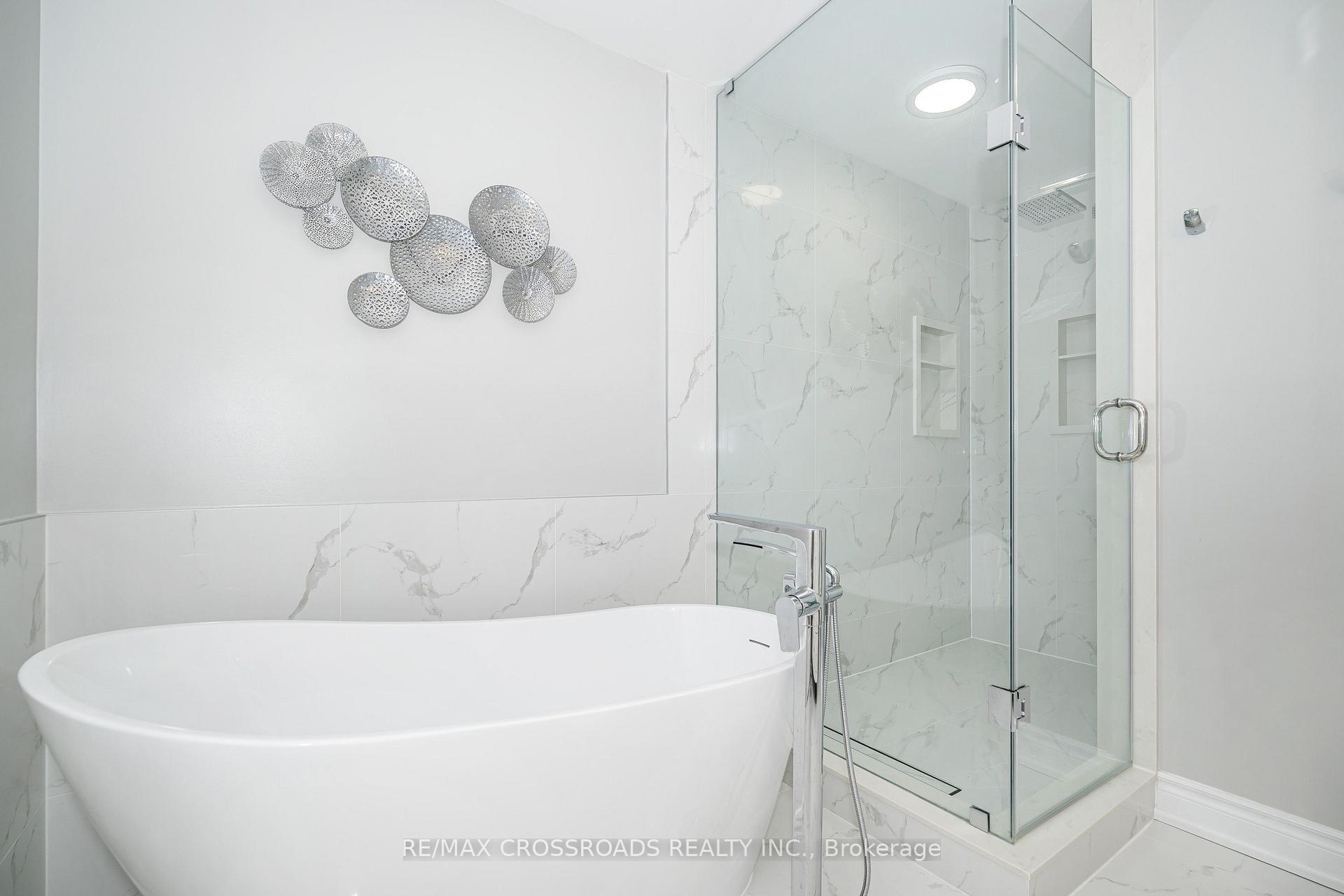 Photo 36 of 21A Brian Drive, North York, Pleasant View — HOMEH