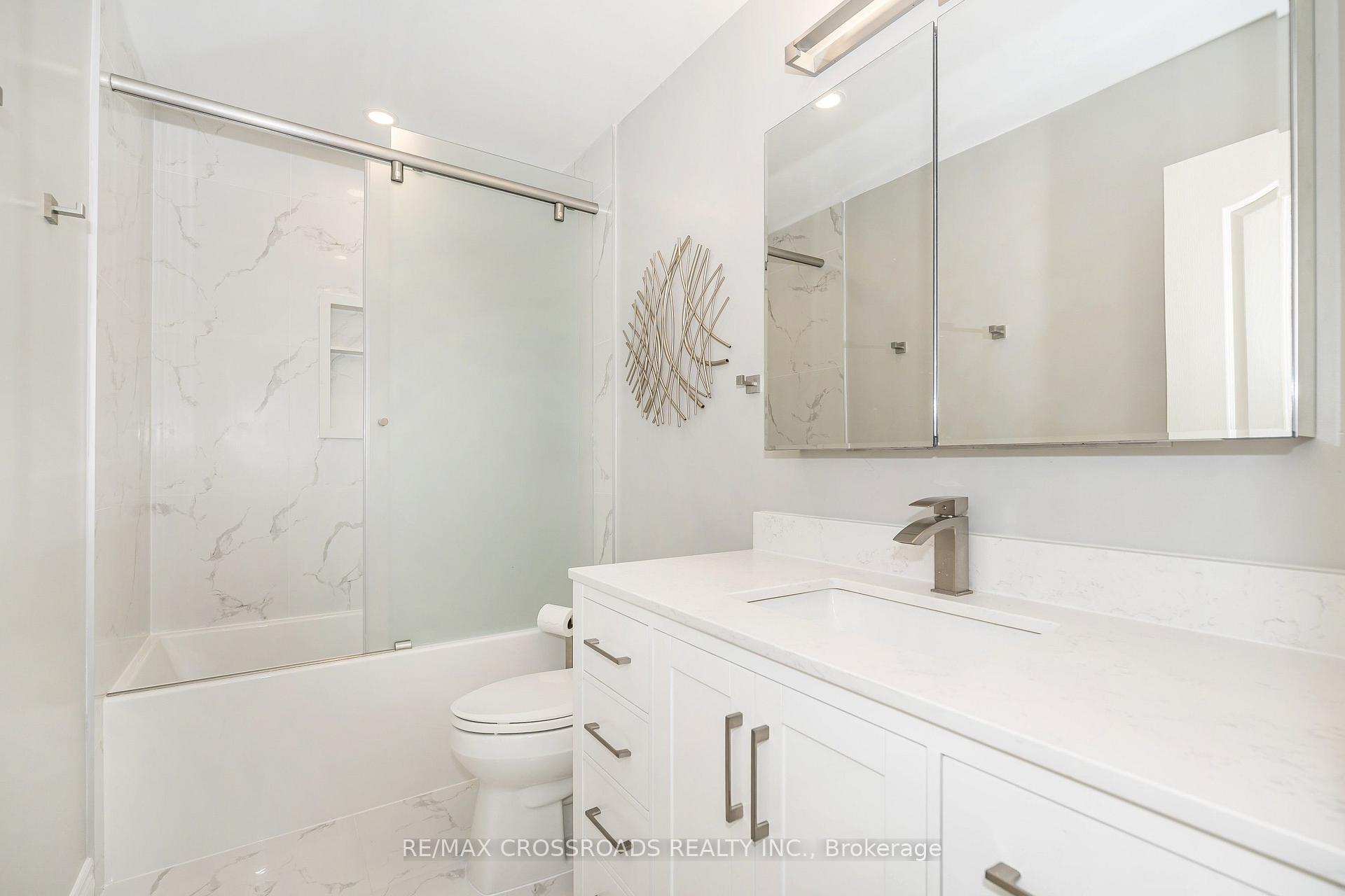 Photo 39 of 21A Brian Drive, North York, Pleasant View — HOMEH