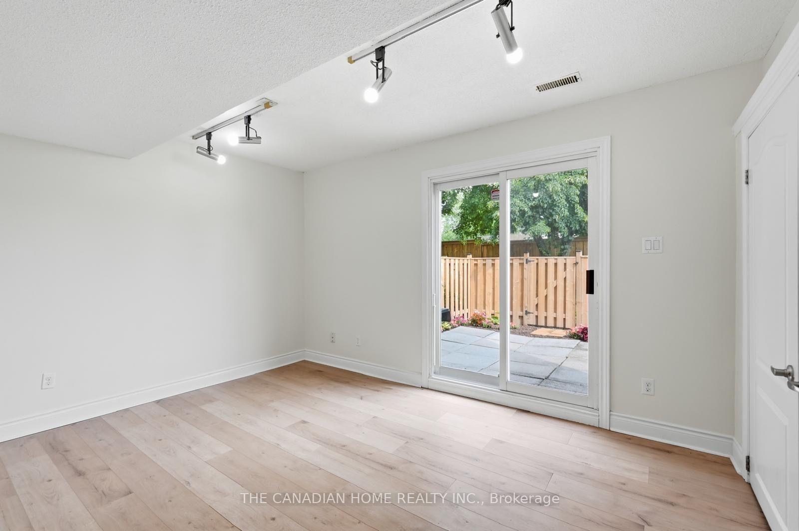 Photo 7 of Unit 25, 985 Limeridge Road, Hamilton, Berrisfield — HOMEH