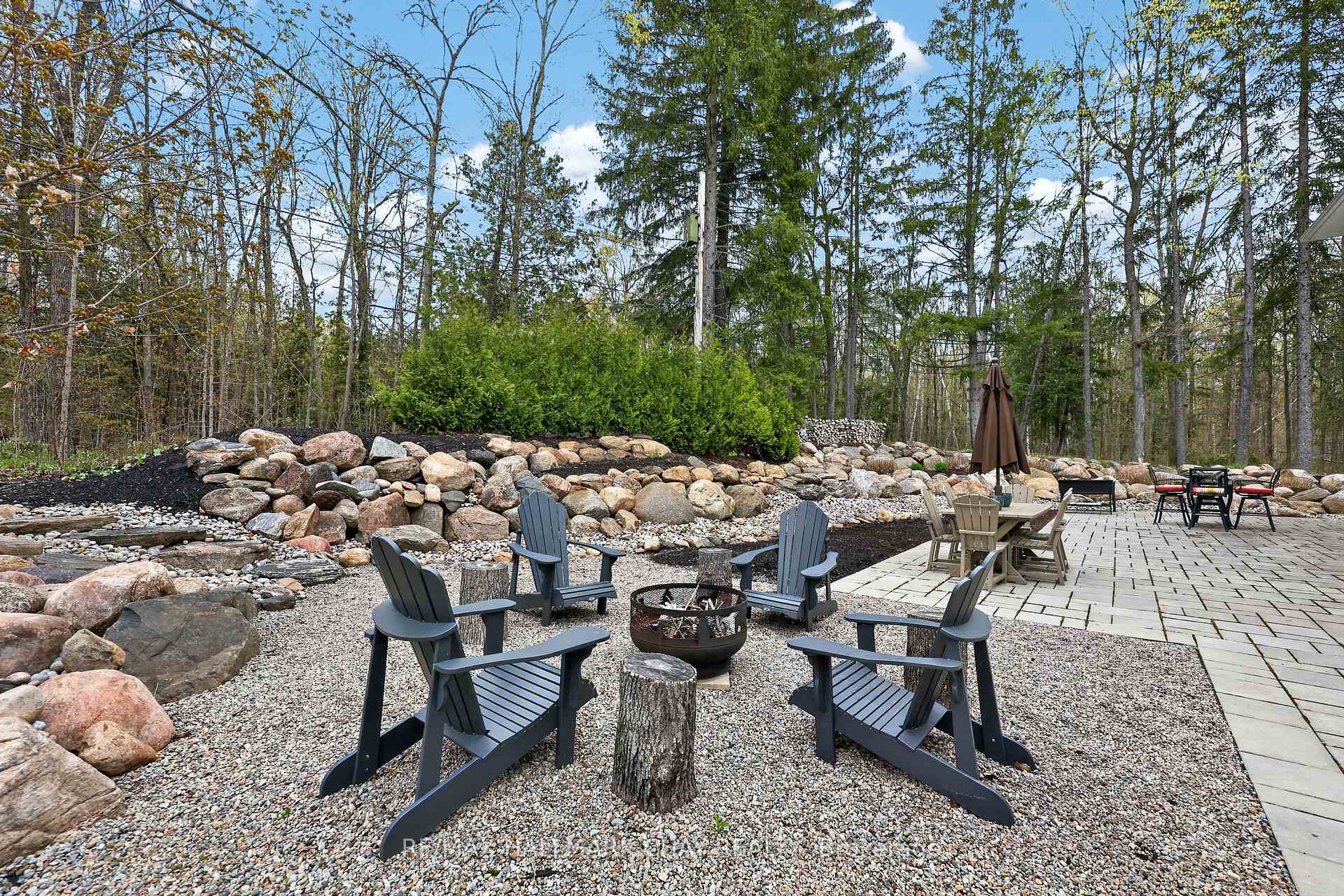 Photo 13 of 6 Forrester Road, Oro-Medonte, Rural Oro-Medonte — HOMEH