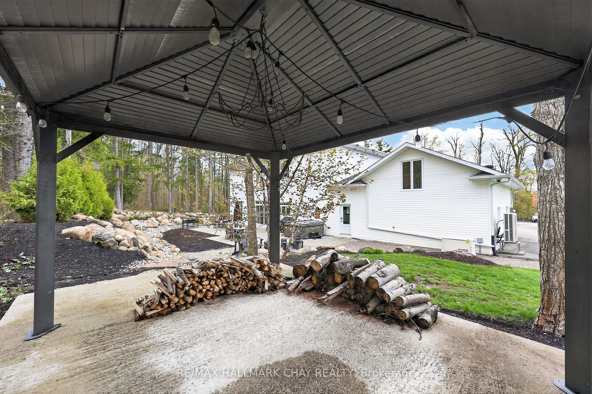 Photo 14 of 6 Forrester Road, Oro-Medonte, Rural Oro-Medonte — HOMEH
