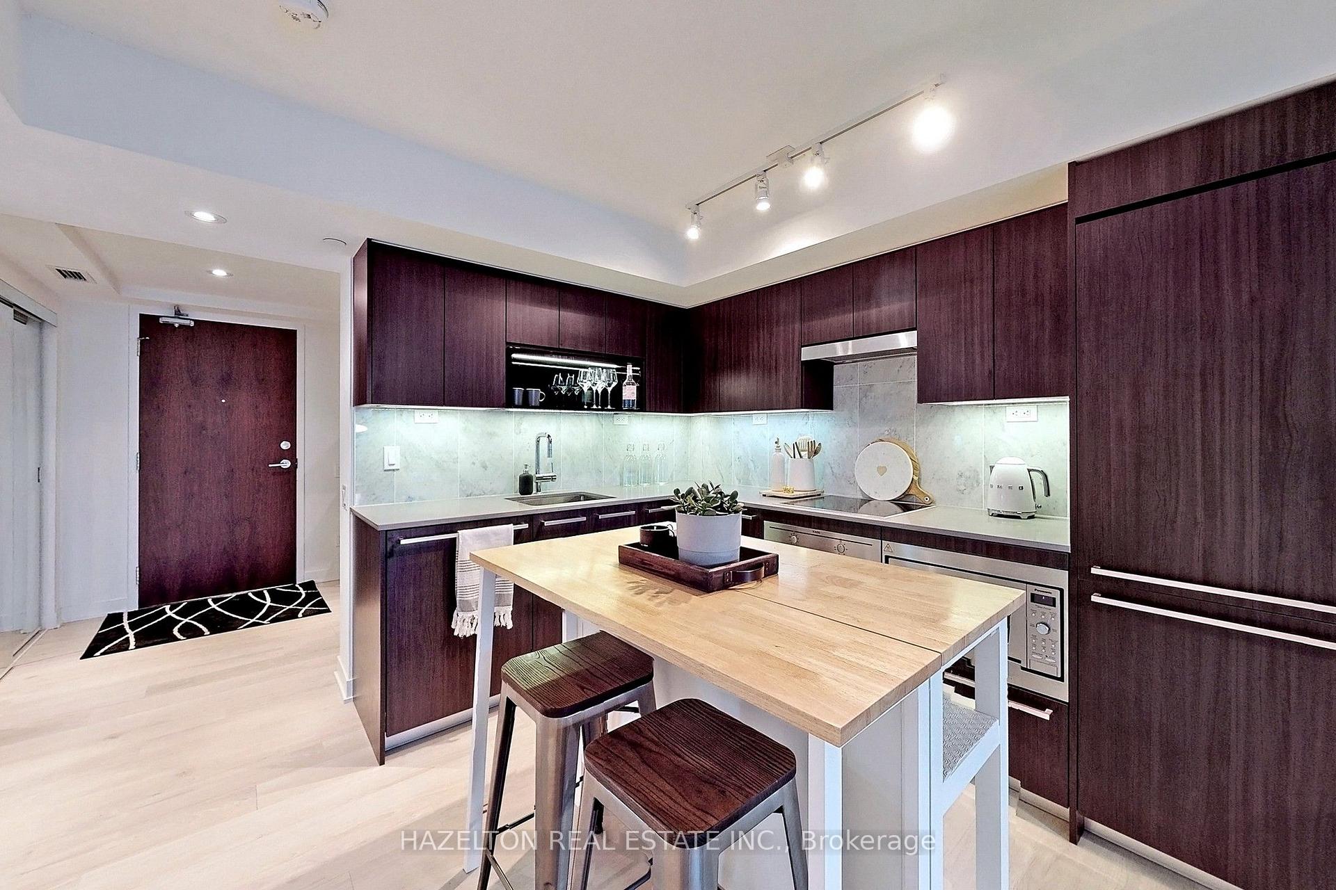Photo 9 of Unit 2510, 70 Queens Wharf Road, Toronto, Waterfront Communities — HOMEH
