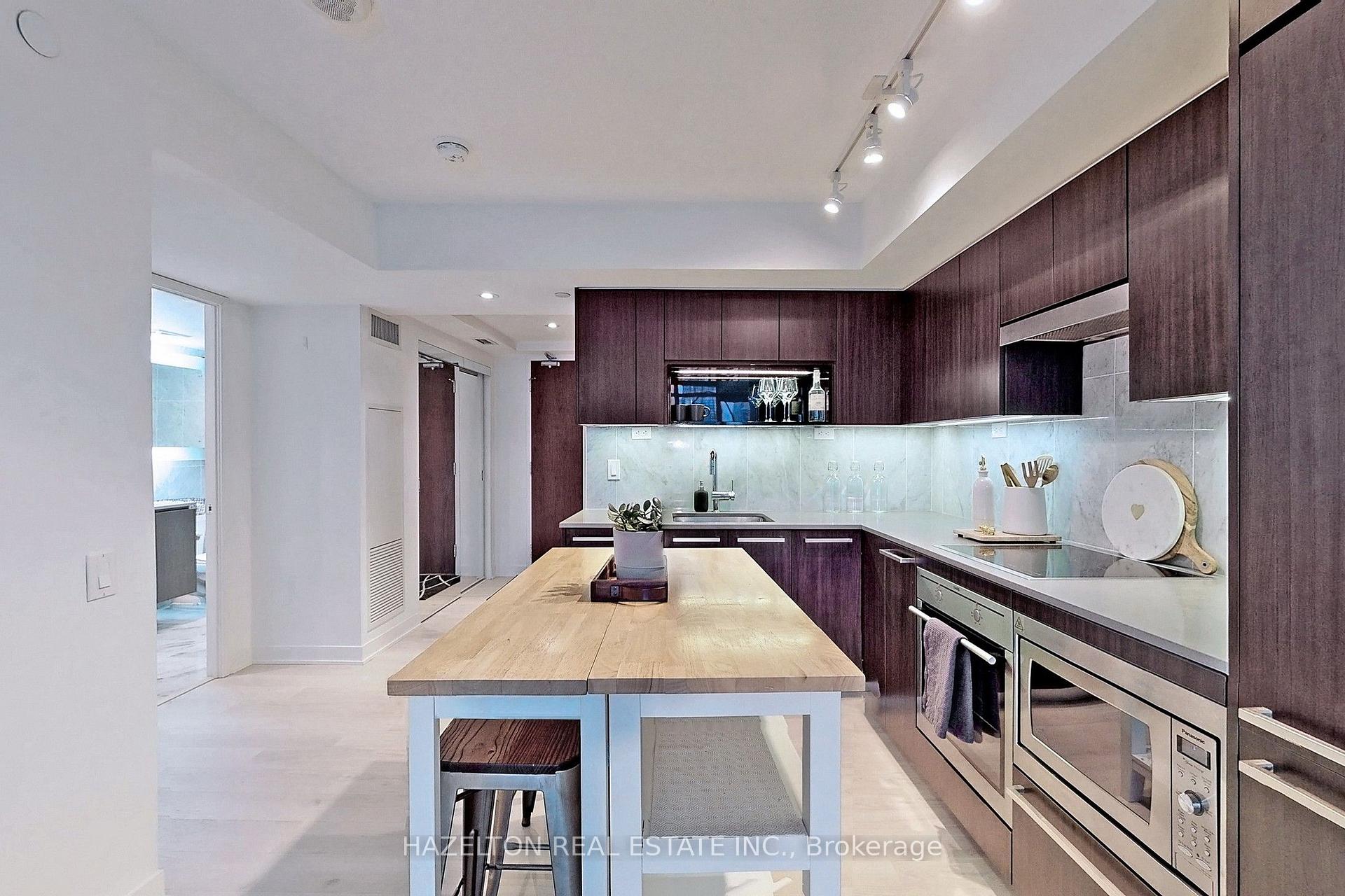 Photo 10 of Unit 2510, 70 Queens Wharf Road, Toronto, Waterfront Communities — HOMEH