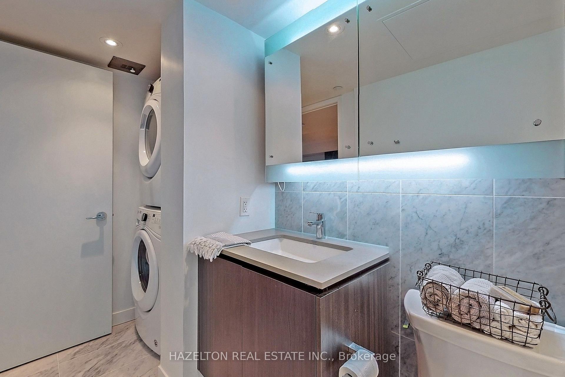 Photo 13 of Unit 2510, 70 Queens Wharf Road, Toronto, Waterfront Communities — HOMEH