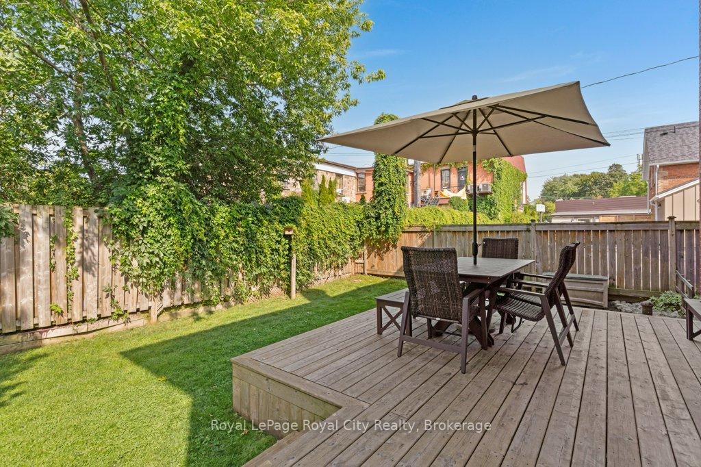 Photo 47 of 9 Wilbur Street N, Halton Hills, Acton — HOMEH