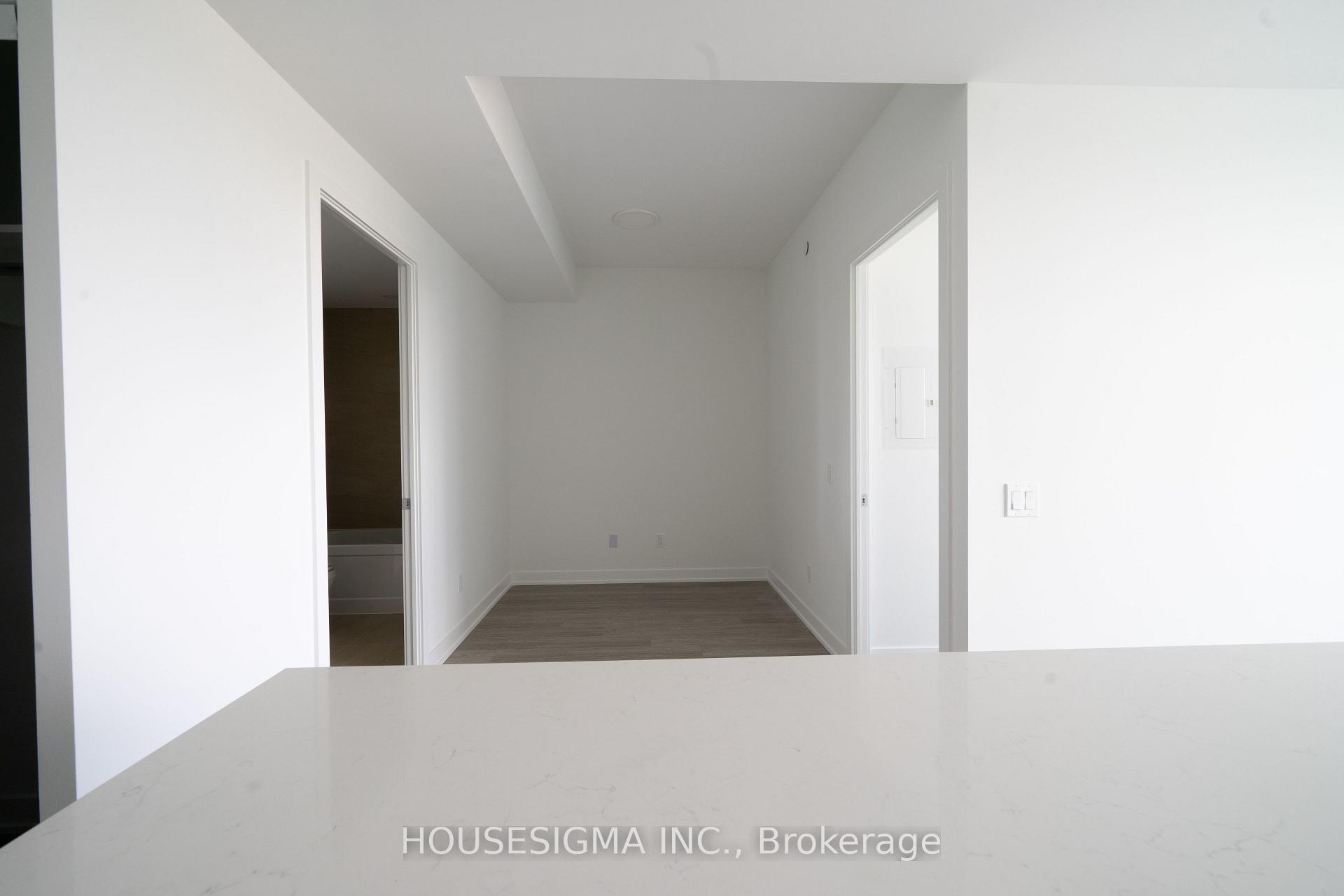Photo 9 of Unit 820, 8188 Yonge Street, Vaughan, Uplands — HOMEH