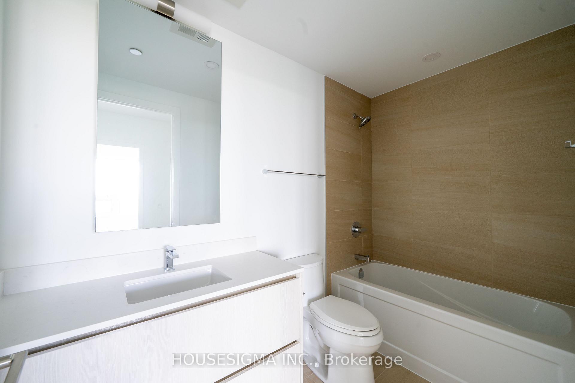 Photo 14 of Unit 820, 8188 Yonge Street, Vaughan, Uplands — HOMEH