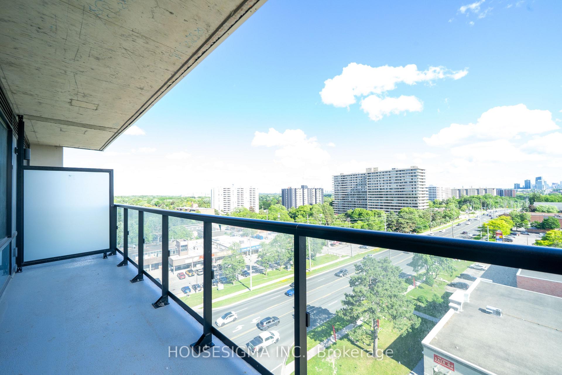 Photo 15 of Unit 820, 8188 Yonge Street, Vaughan, Uplands — HOMEH