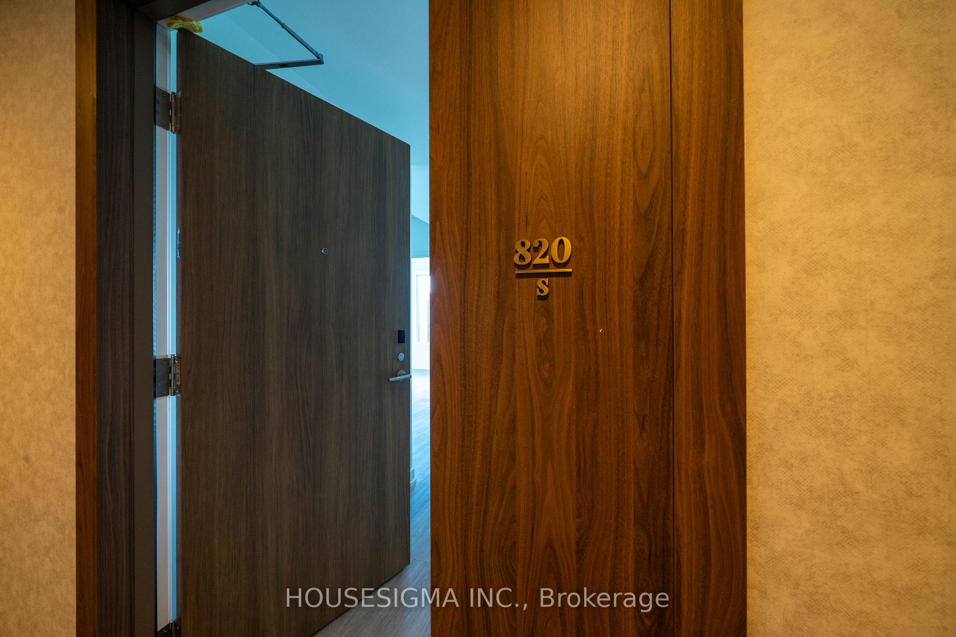 Photo 17 of Unit 820, 8188 Yonge Street, Vaughan, Uplands — HOMEH