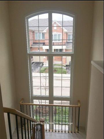 Photo 8 of 25 Avonmore Trail, Vaughan, Patterson — HOMEH