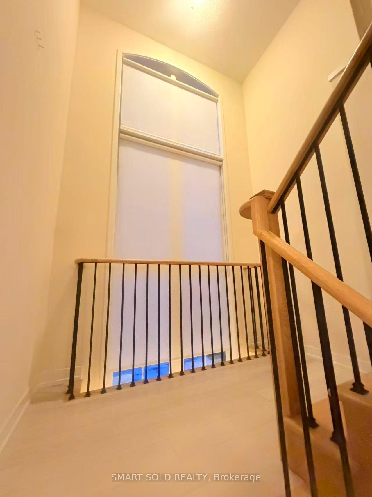 Photo 14 of 25 Avonmore Trail, Vaughan, Patterson — HOMEH