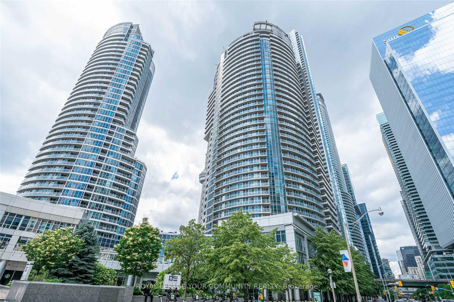 Photo 1 of Unit 2206, 8 York Street, Toronto, Waterfront Communities — HOMEH