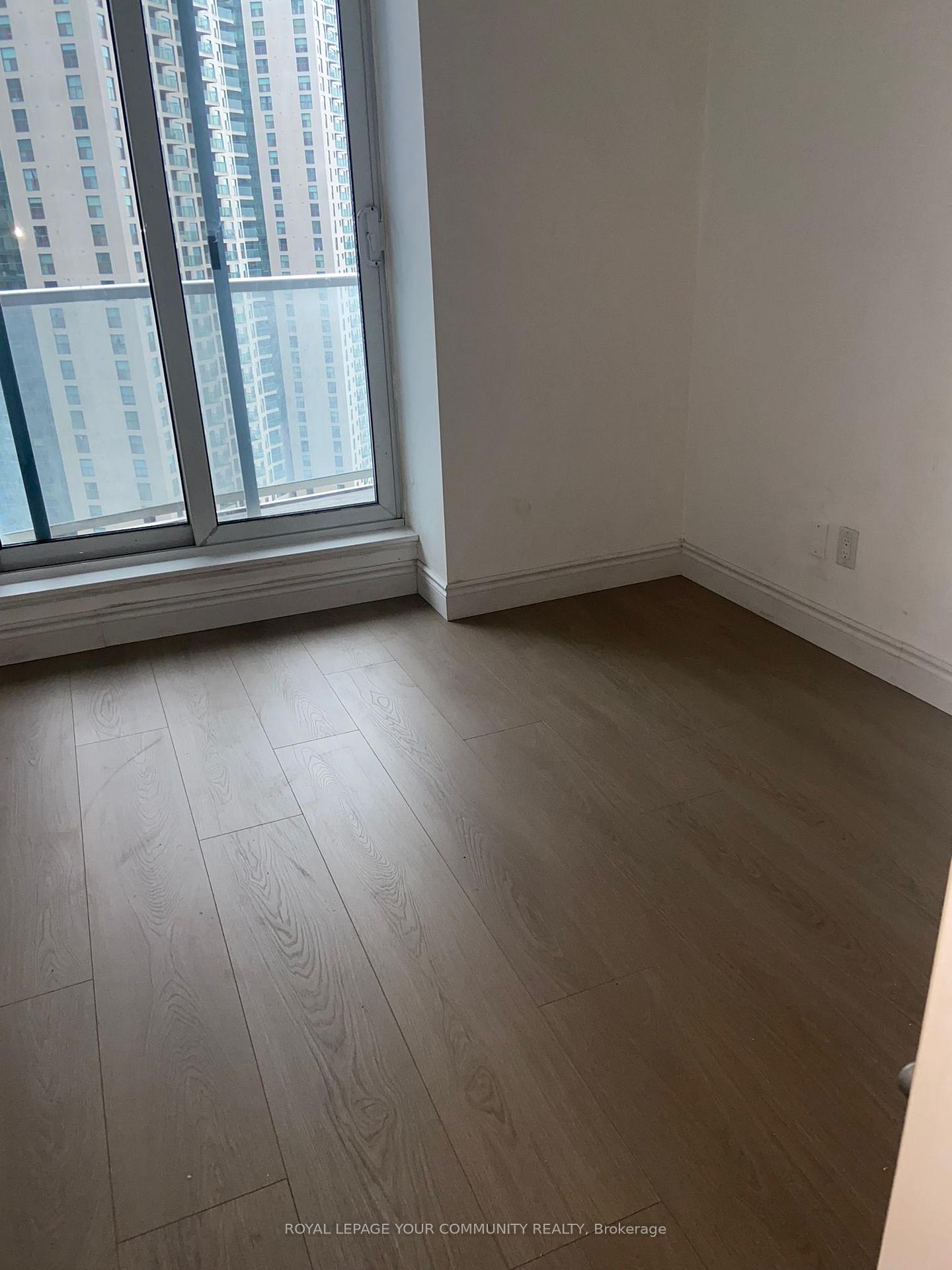 Photo 5 of Unit 2206, 8 York Street, Toronto, Waterfront Communities — HOMEH