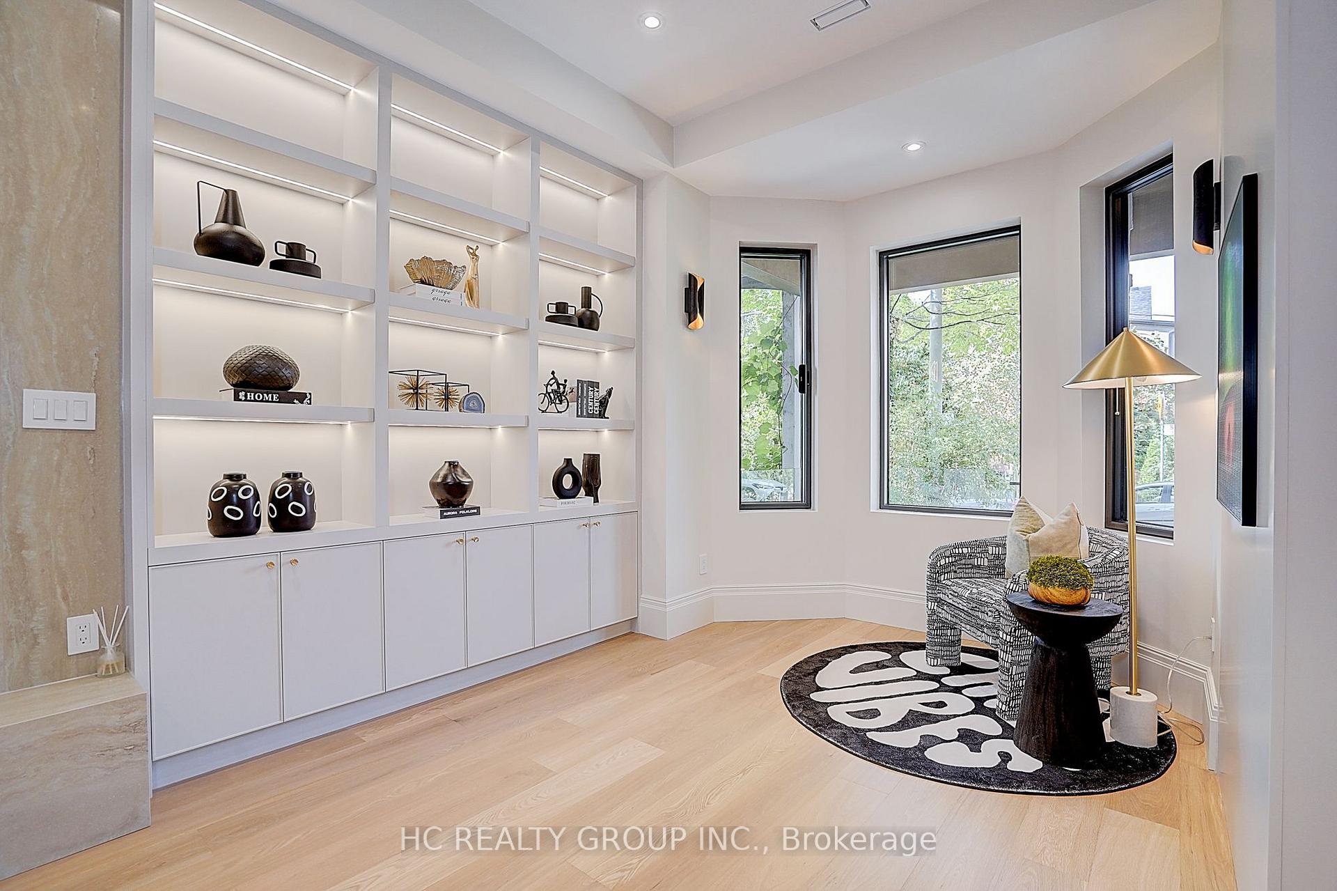Photo 4 of 385 Manning Avenue, Toronto, Palmerston-Little Italy — HOMEH
