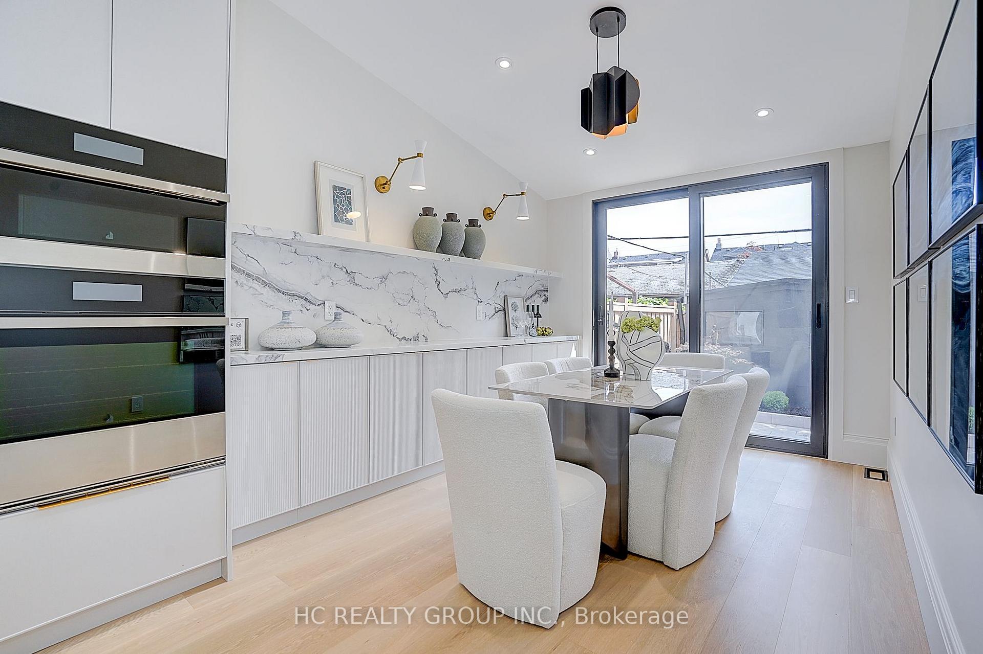 Photo 15 of 385 Manning Avenue, Toronto, Palmerston-Little Italy — HOMEH