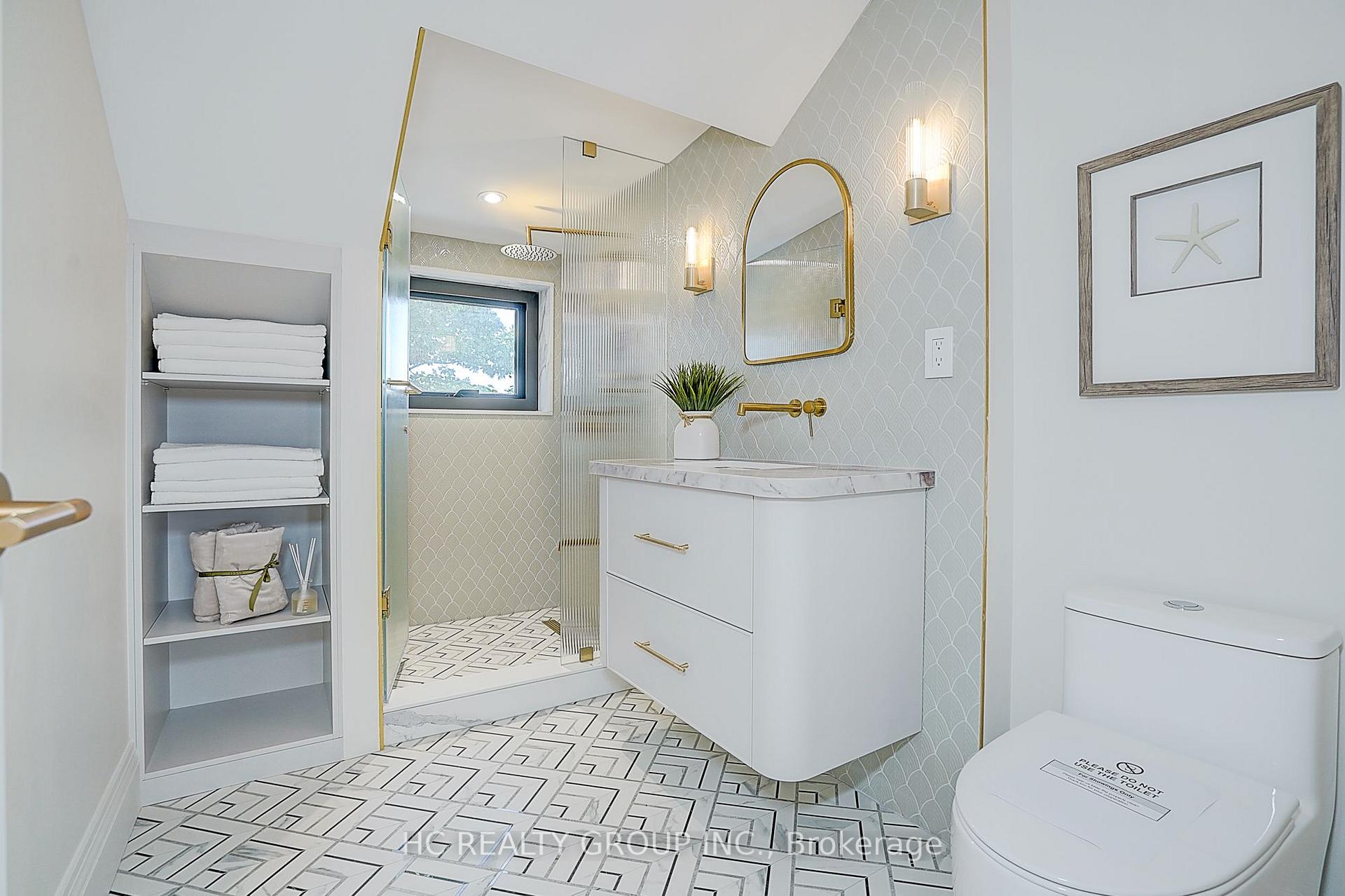 Photo 32 of 385 Manning Avenue, Toronto, Palmerston-Little Italy — HOMEH