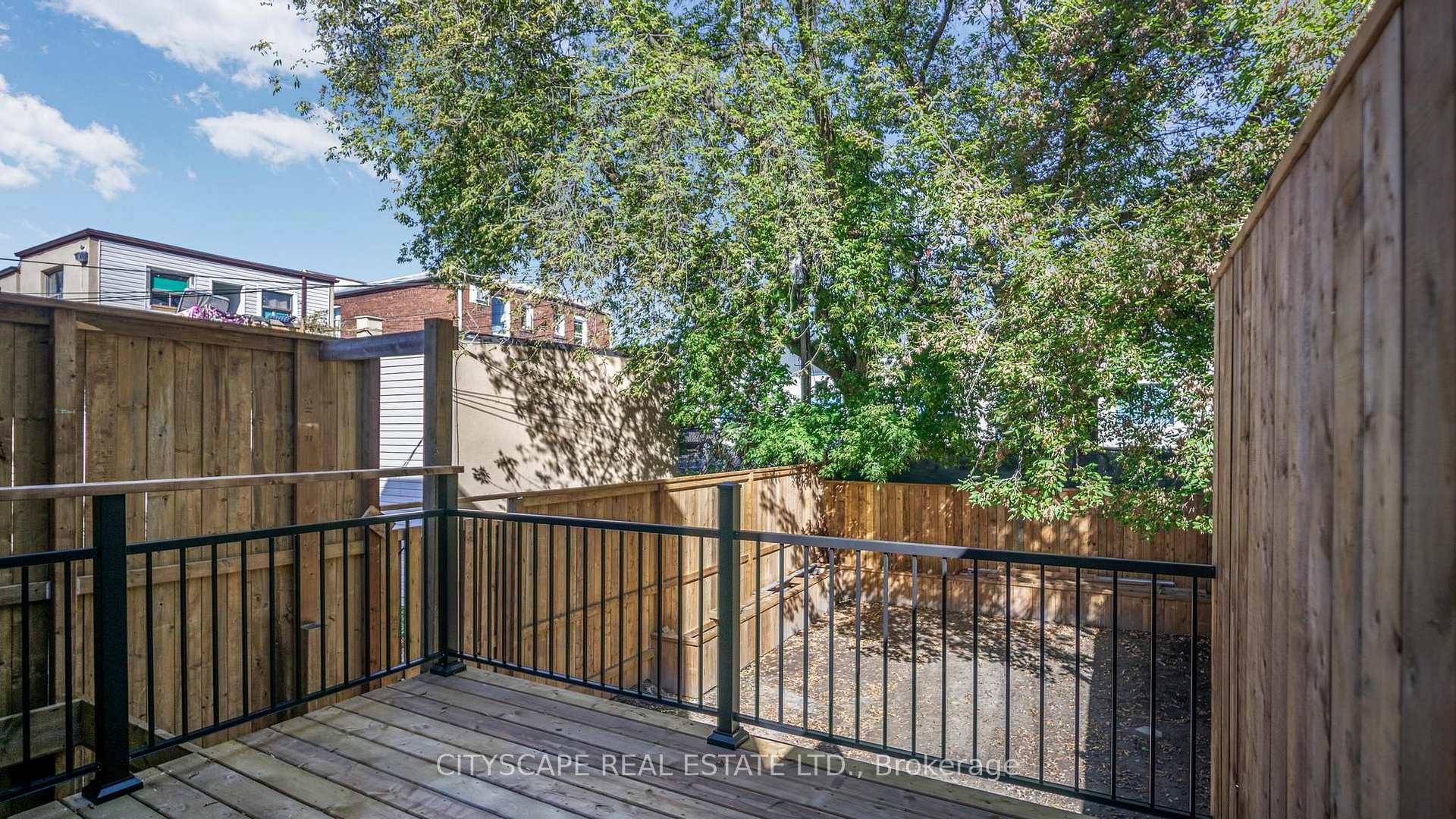 Photo 29 of 39 Kenworthy Avenue, Scarborough, Oakridge — HOMEH