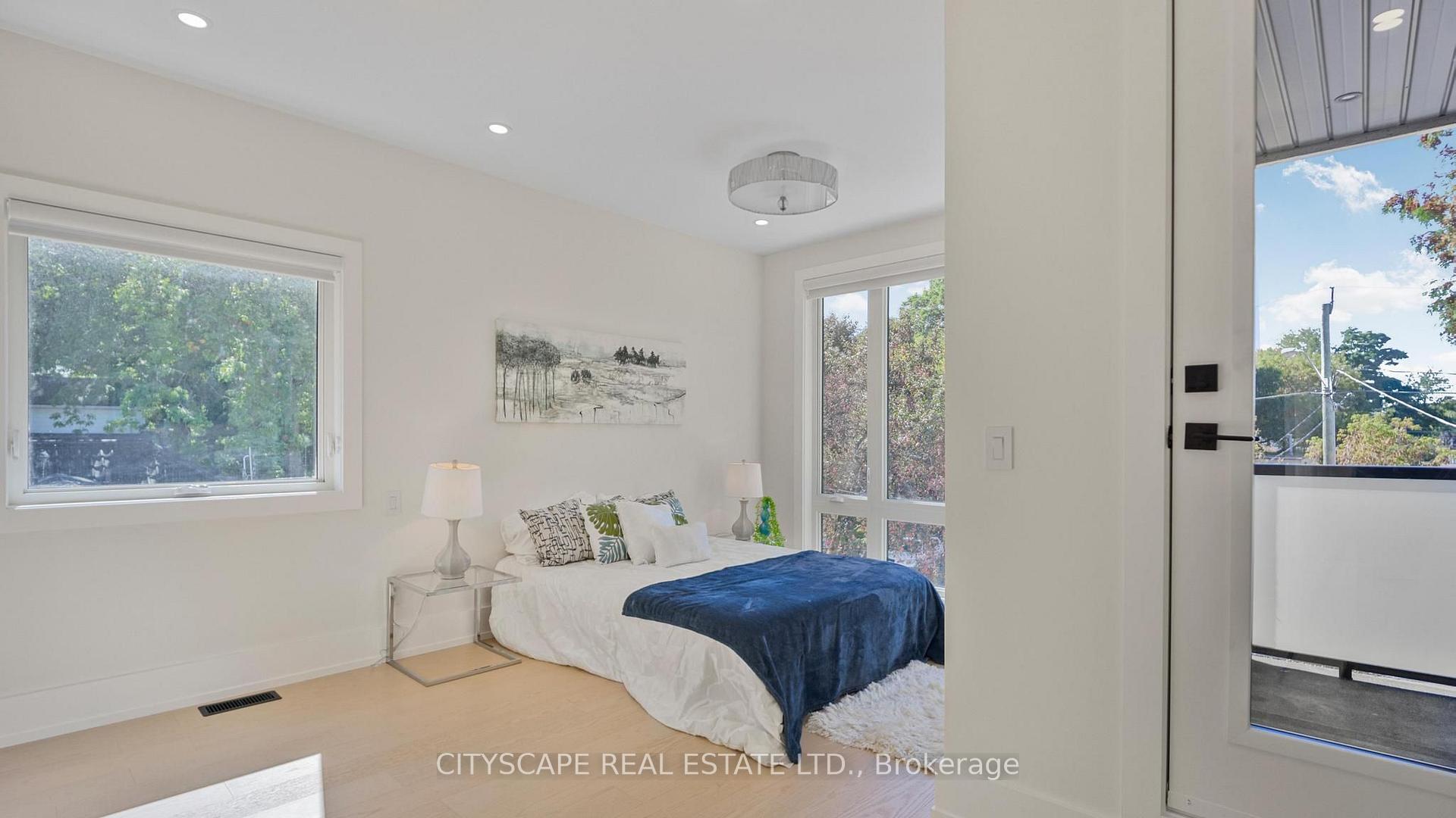 Photo 35 of 39 Kenworthy Avenue, Scarborough, Oakridge — HOMEH