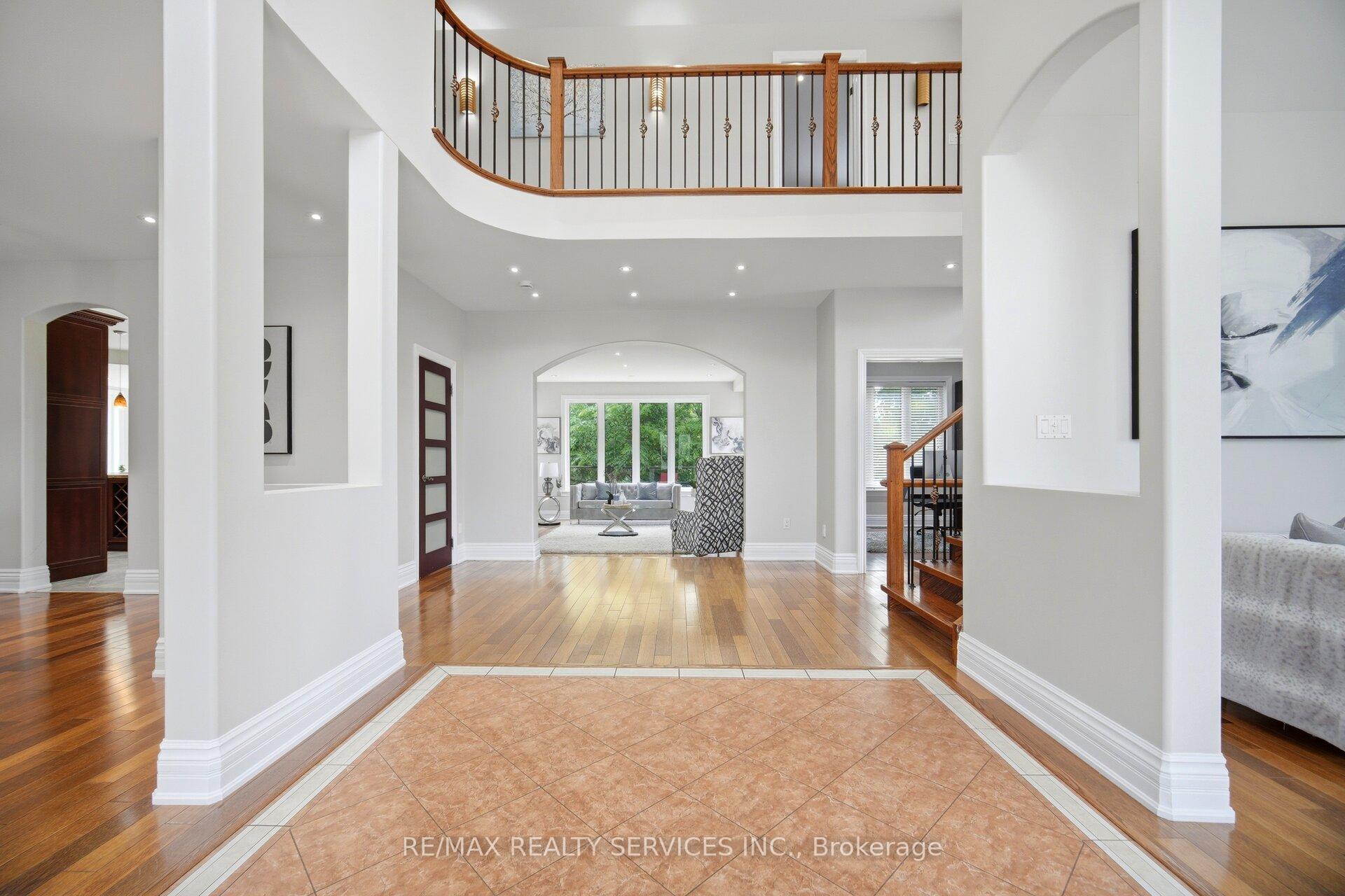 Photo 8 of 3 Valley Hill Drive, Caledon, Palgrave — HOMEH