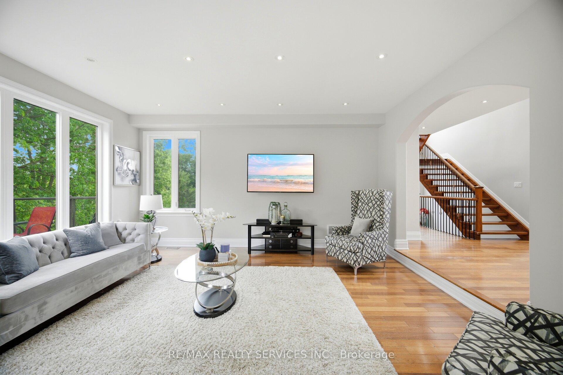 Photo 21 of 3 Valley Hill Drive, Caledon, Palgrave — HOMEH