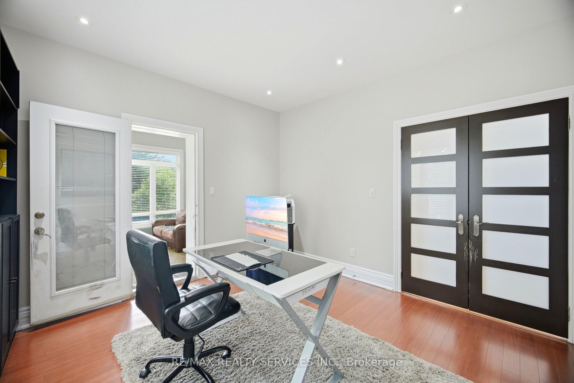 Photo 23 of 3 Valley Hill Drive, Caledon, Palgrave — HOMEH