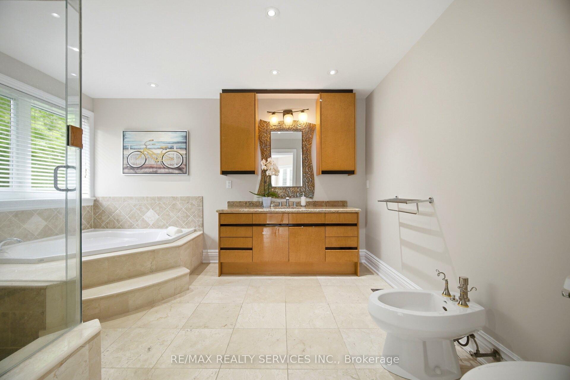 Photo 30 of 3 Valley Hill Drive, Caledon, Palgrave — HOMEH