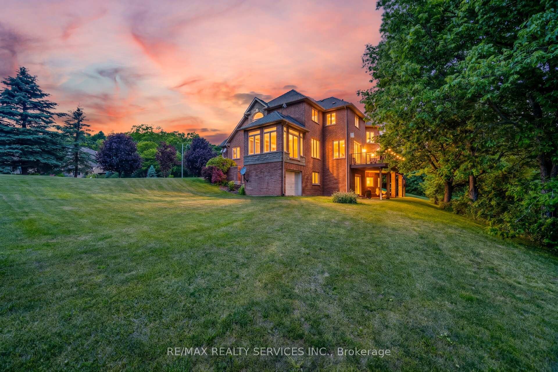 Photo 46 of 3 Valley Hill Drive, Caledon, Palgrave — HOMEH