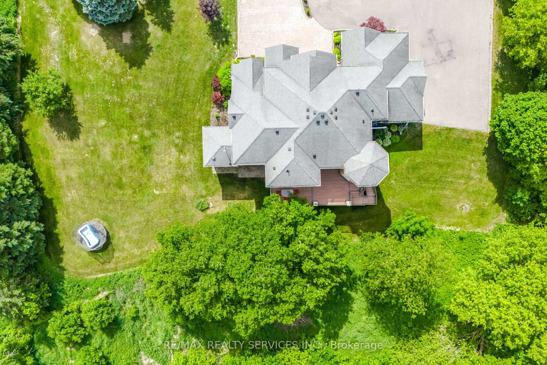 Photo 47 of 3 Valley Hill Drive, Caledon, Palgrave — HOMEH