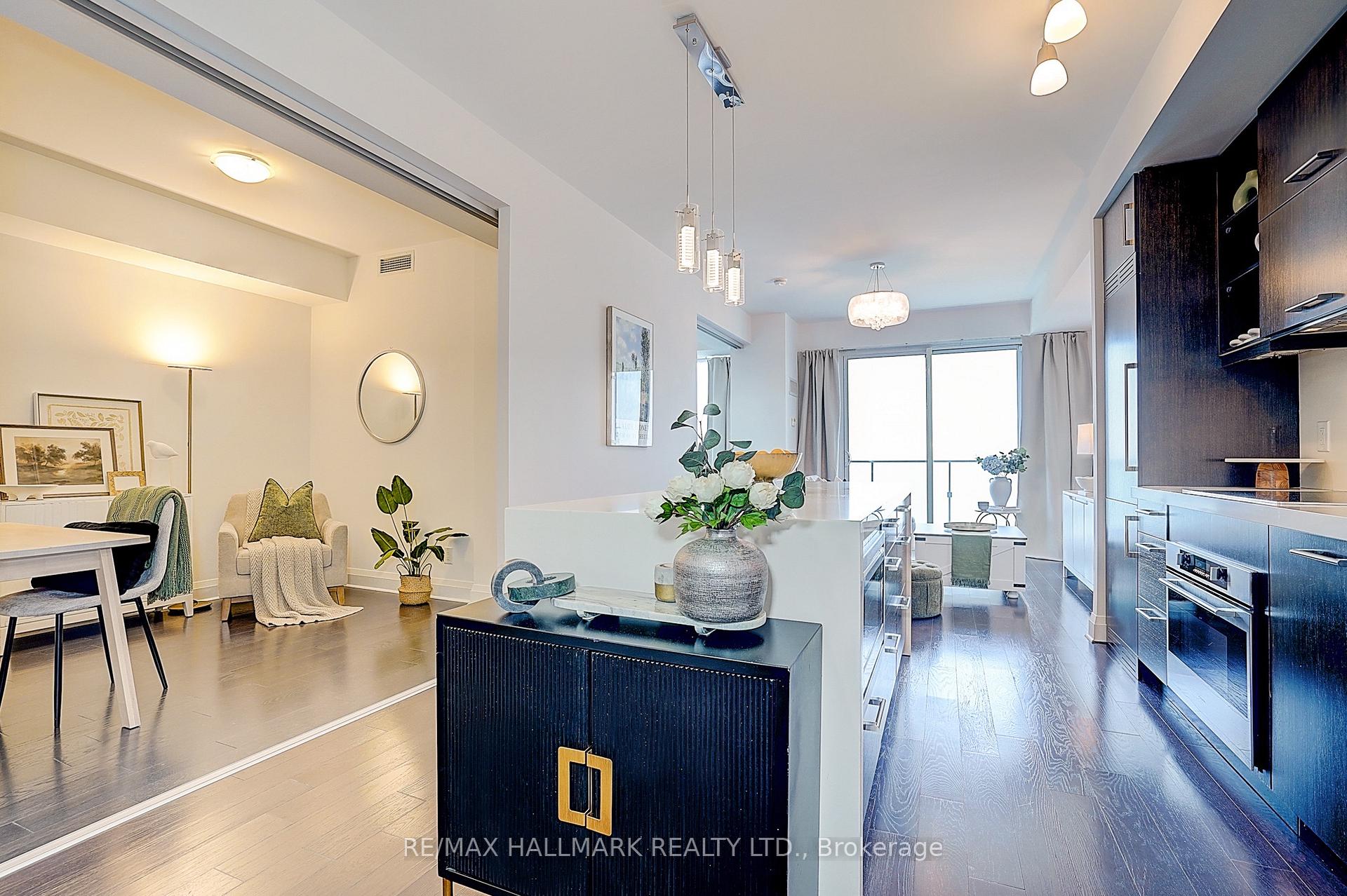 Front of Unit 2906, 65 St Mary Street