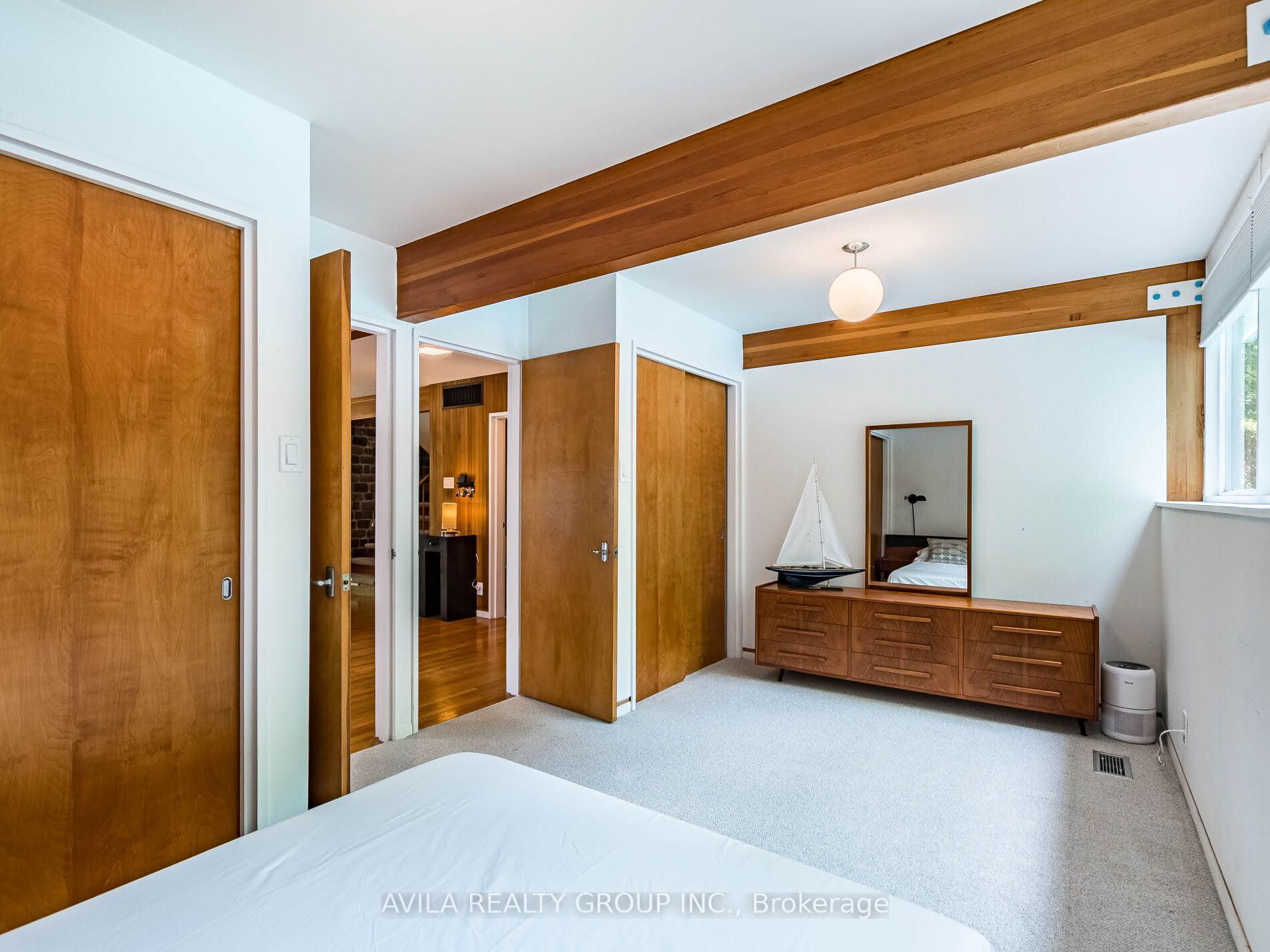 Photo 10 of 12 Woodbrook Drive, Brampton, Downtown Brampton — HOMEH