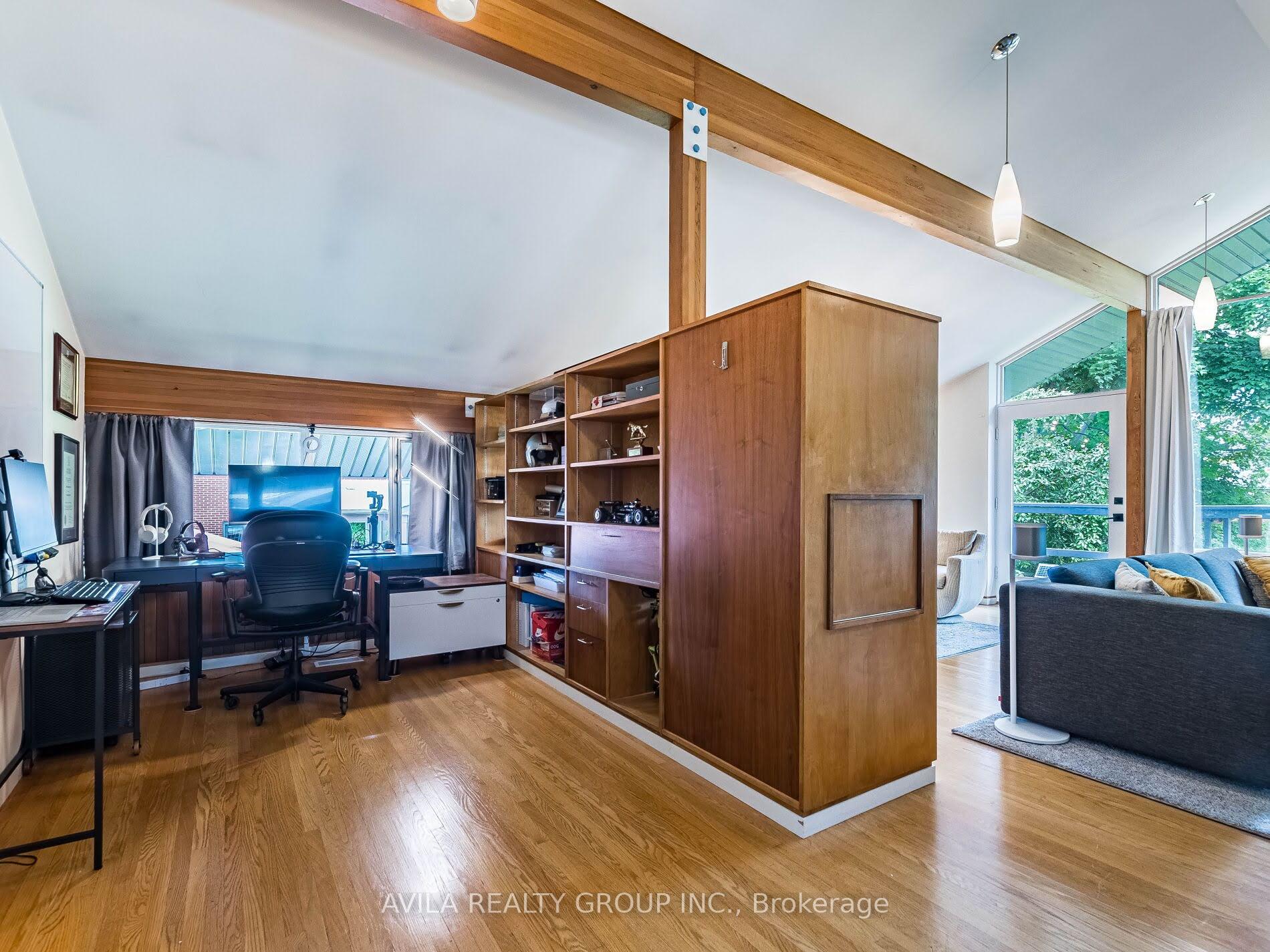 Photo 21 of 12 Woodbrook Drive, Brampton, Downtown Brampton — HOMEH