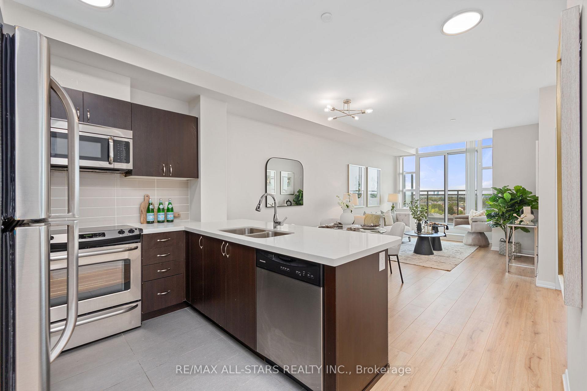 Photo 5 of Unit 713, 540 Bur Oak Avenue, Markham, Berczy — HOMEH