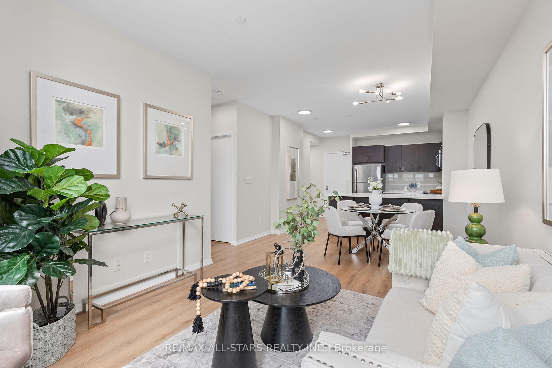 Photo 14 of Unit 713, 540 Bur Oak Avenue, Markham, Berczy — HOMEH