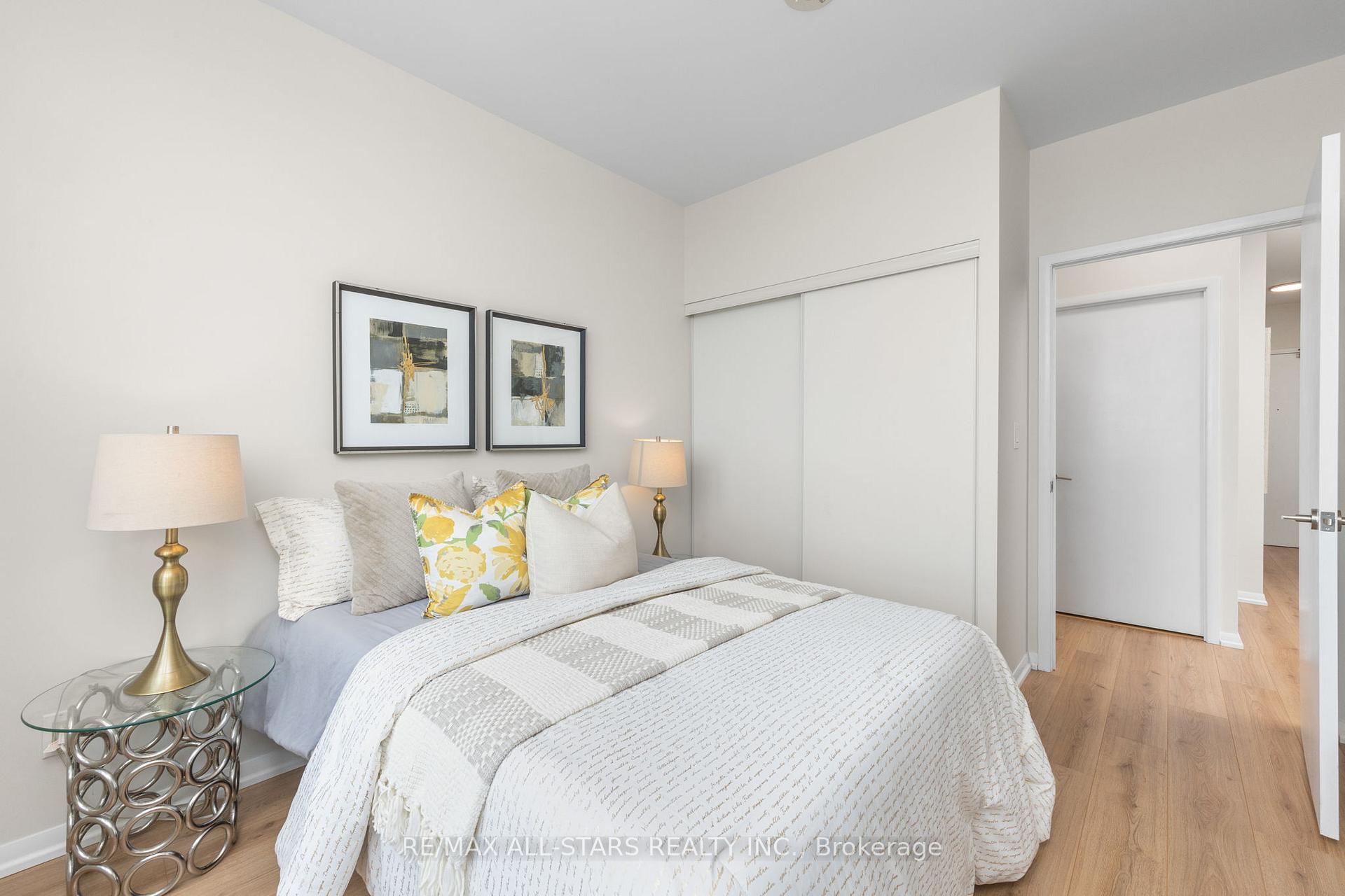 Photo 19 of Unit 713, 540 Bur Oak Avenue, Markham, Berczy — HOMEH