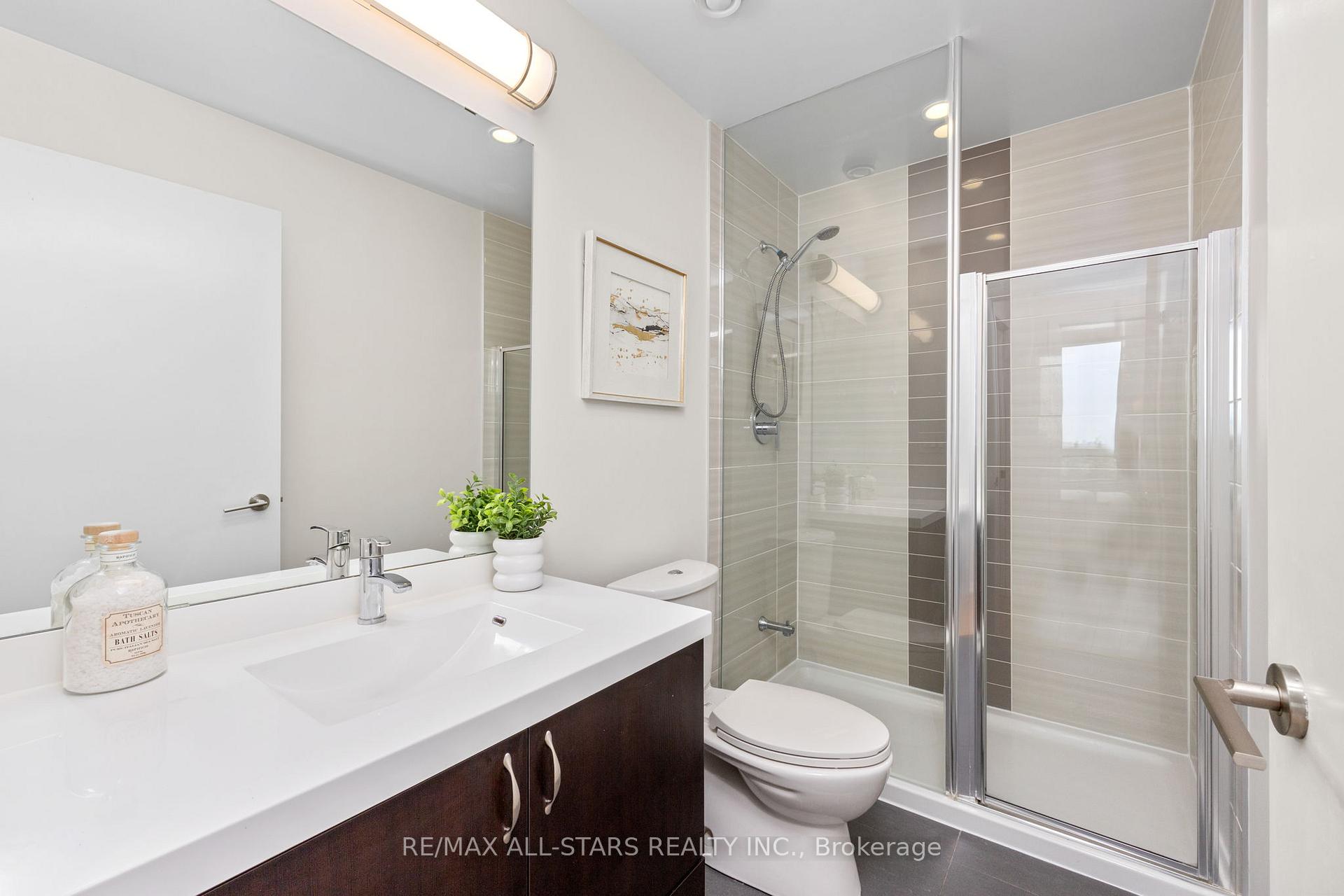 Photo 23 of Unit 713, 540 Bur Oak Avenue, Markham, Berczy — HOMEH