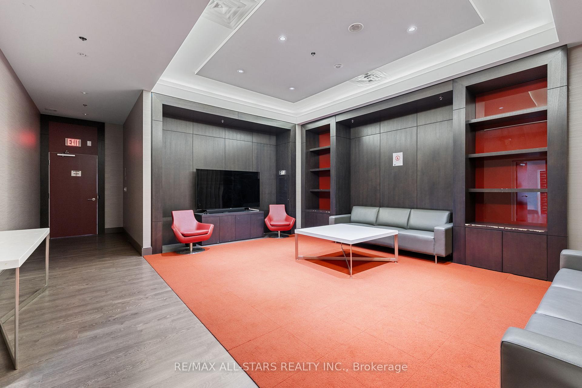Photo 36 of Unit 713, 540 Bur Oak Avenue, Markham, Berczy — HOMEH