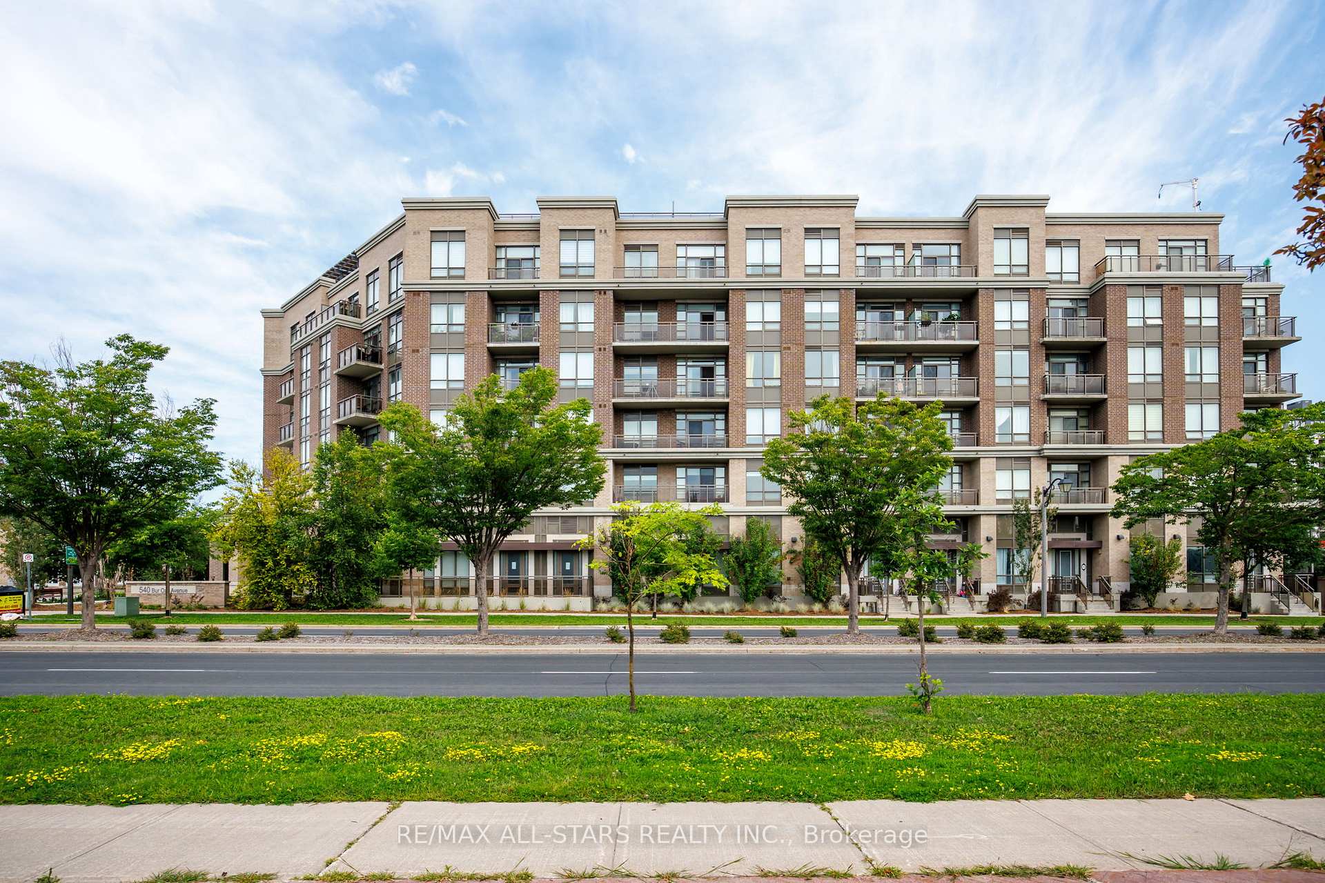 Photo 38 of Unit 713, 540 Bur Oak Avenue, Markham, Berczy — HOMEH