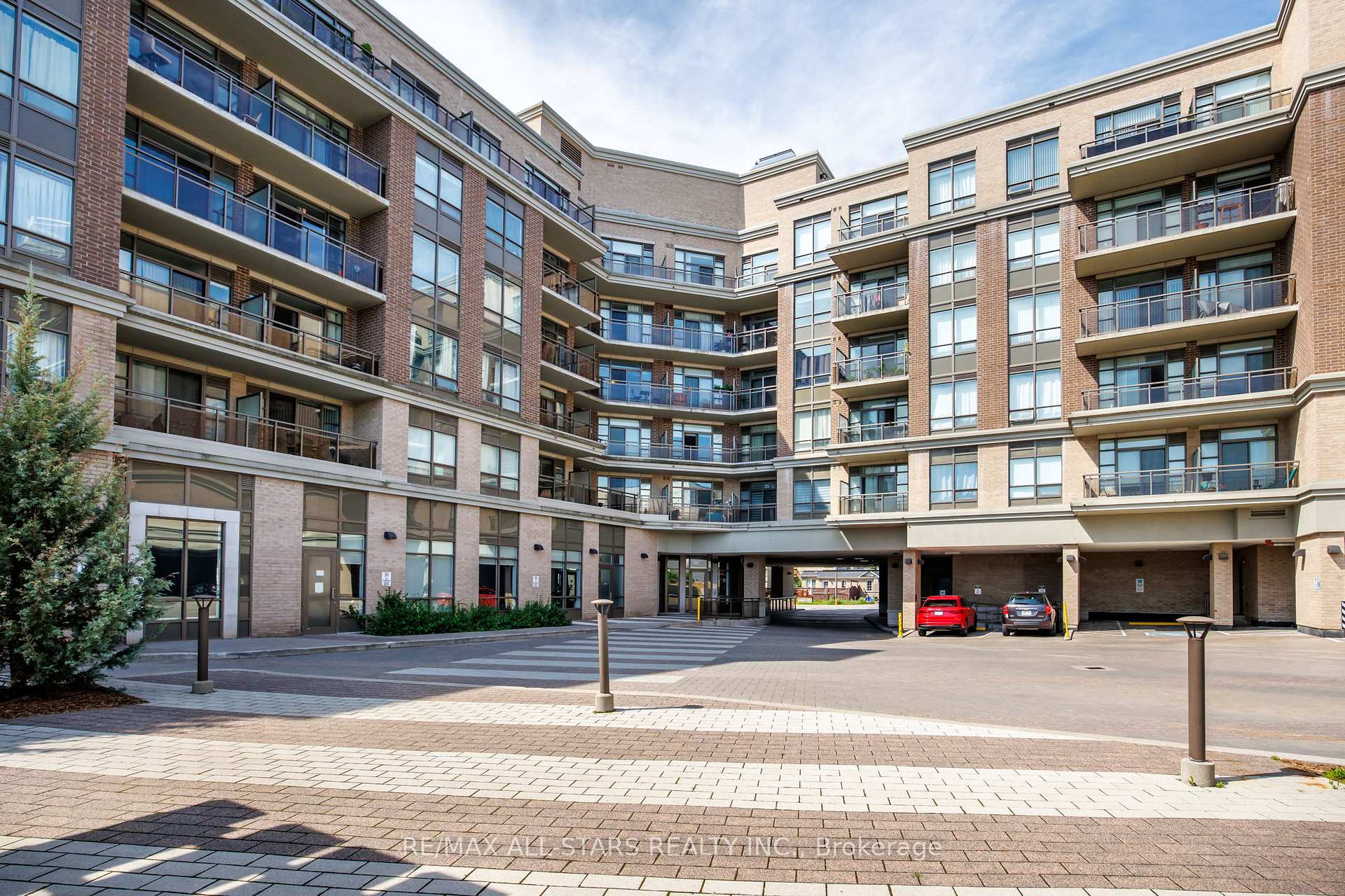 Photo 40 of Unit 713, 540 Bur Oak Avenue, Markham, Berczy — HOMEH