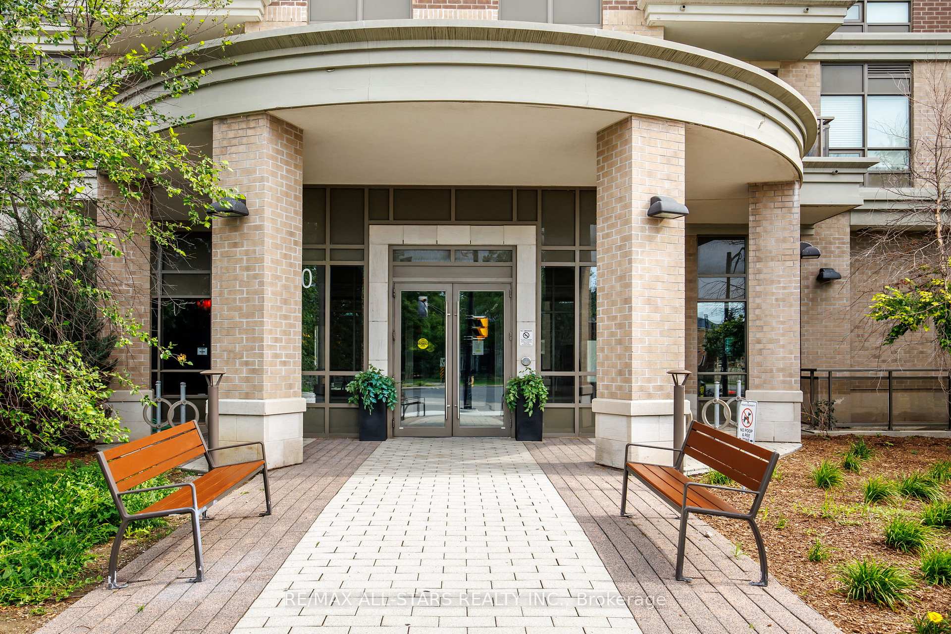 Photo 43 of Unit 713, 540 Bur Oak Avenue, Markham, Berczy — HOMEH