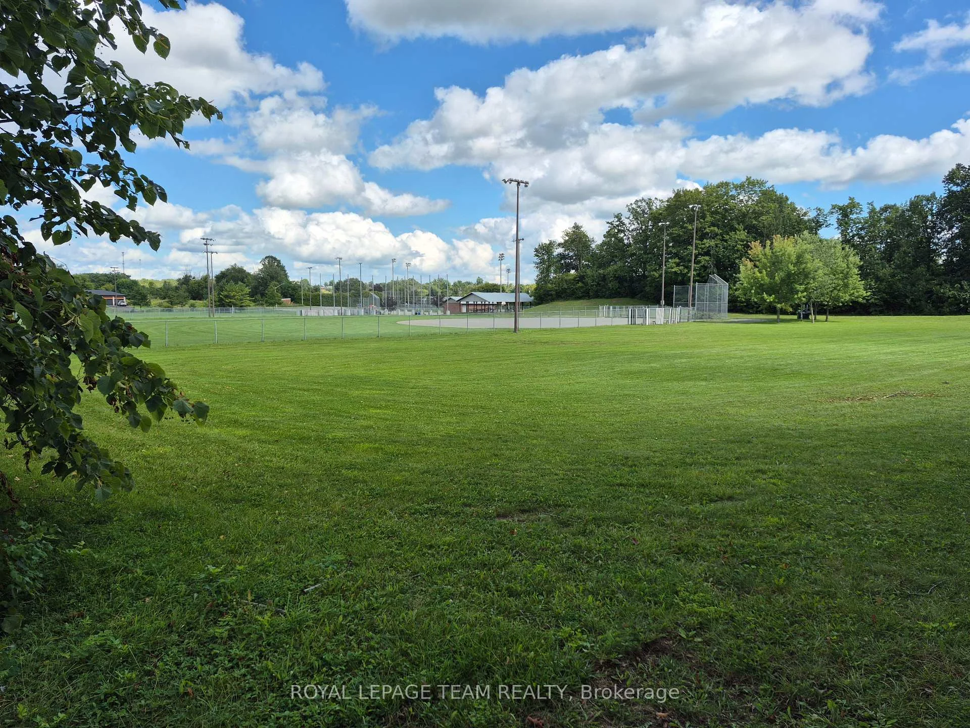 Photo 2 of 0000 Ginger Crescent, Ottawa, Metcalfe — HOMEH