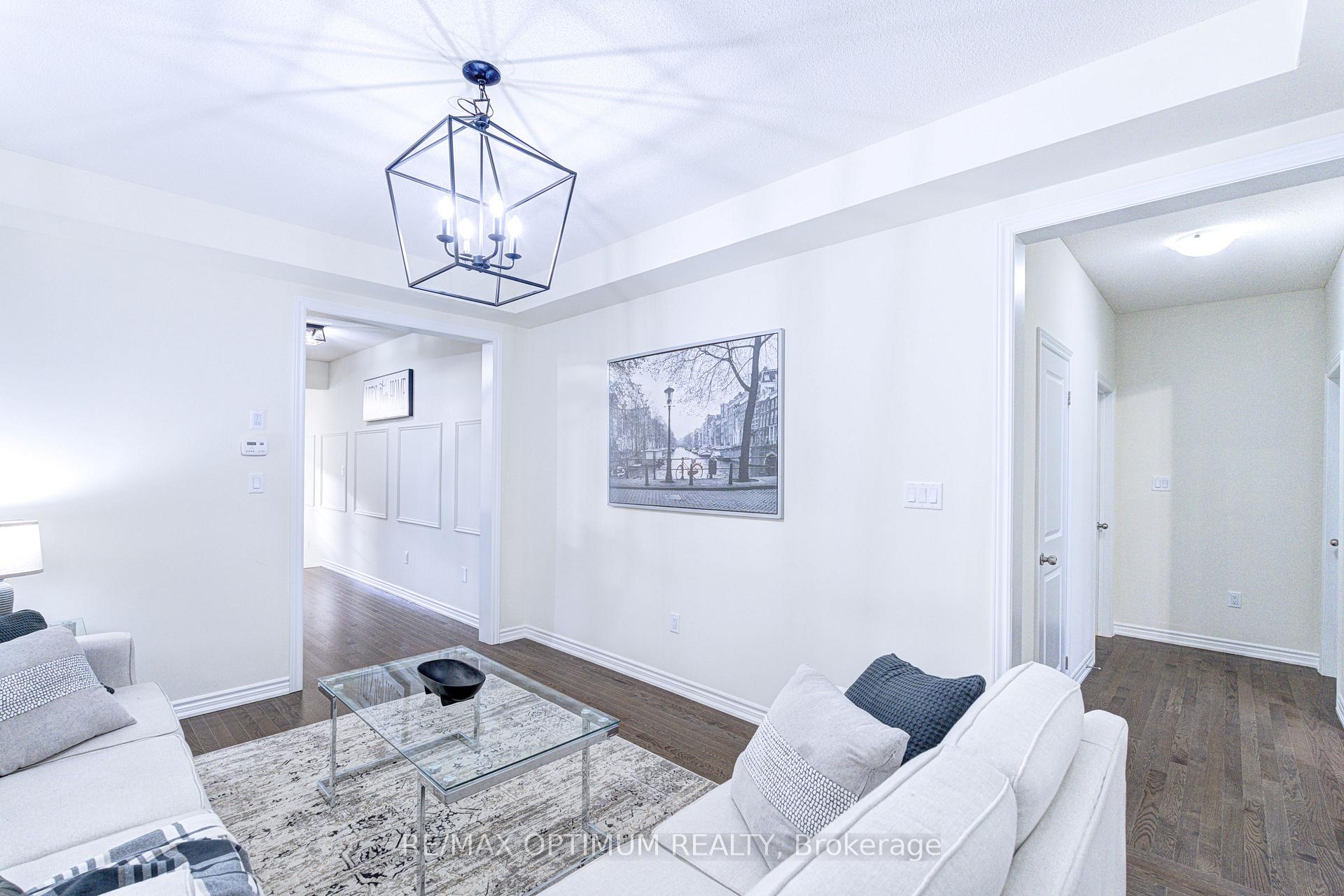 Photo 9 of 46 Eastman Drive, Brampton, Credit Valley — HOMEH